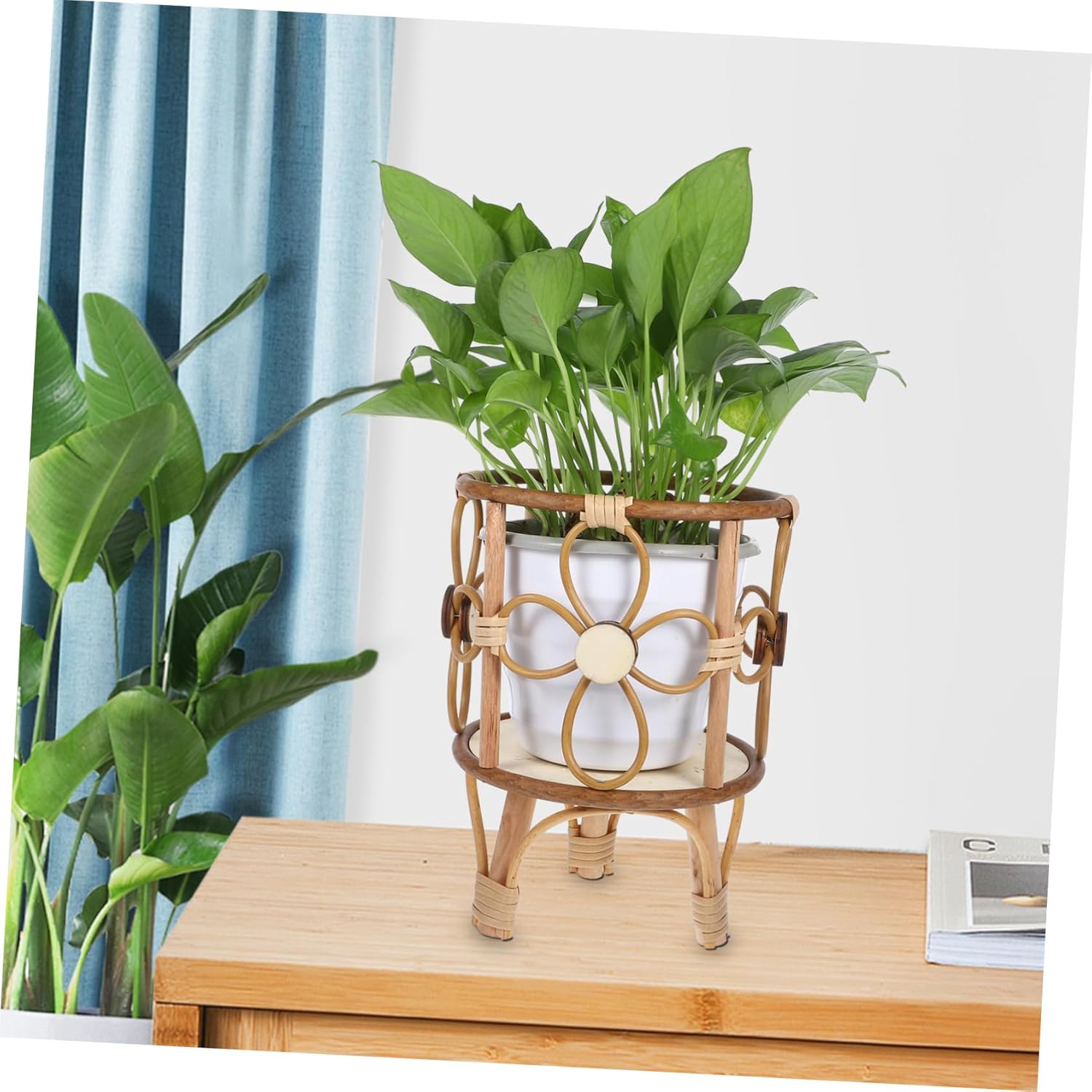 GLEAVI Handwoven Rattan Plant Stand Elegant Flower Pot Holder for Indoor Outdoor Use Design for Farmhouse Decor for Balcony and Home Office Display