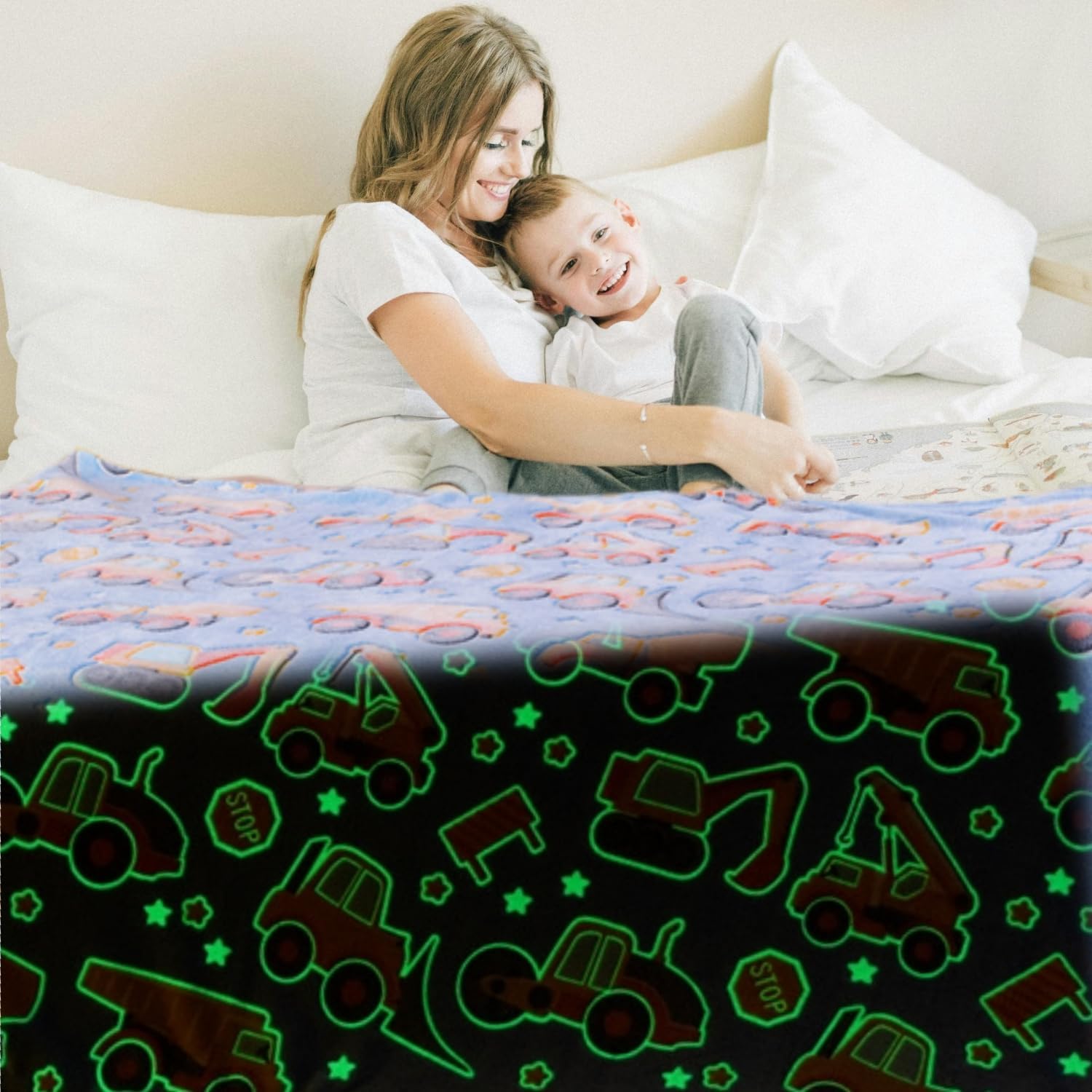 Blankets Throw for Boys Girls Kids Soft Warm Cozy Cute Luminous Blanket Gifts Glowing in Dark