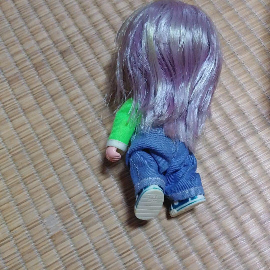 飛行帽をかぶって元気いっぱい！ 「んちゃ！」ポーズのアラレちゃん 飛行帽をかぶって元気いっぱい！ 「んちゃ！」ポーズのアラレ