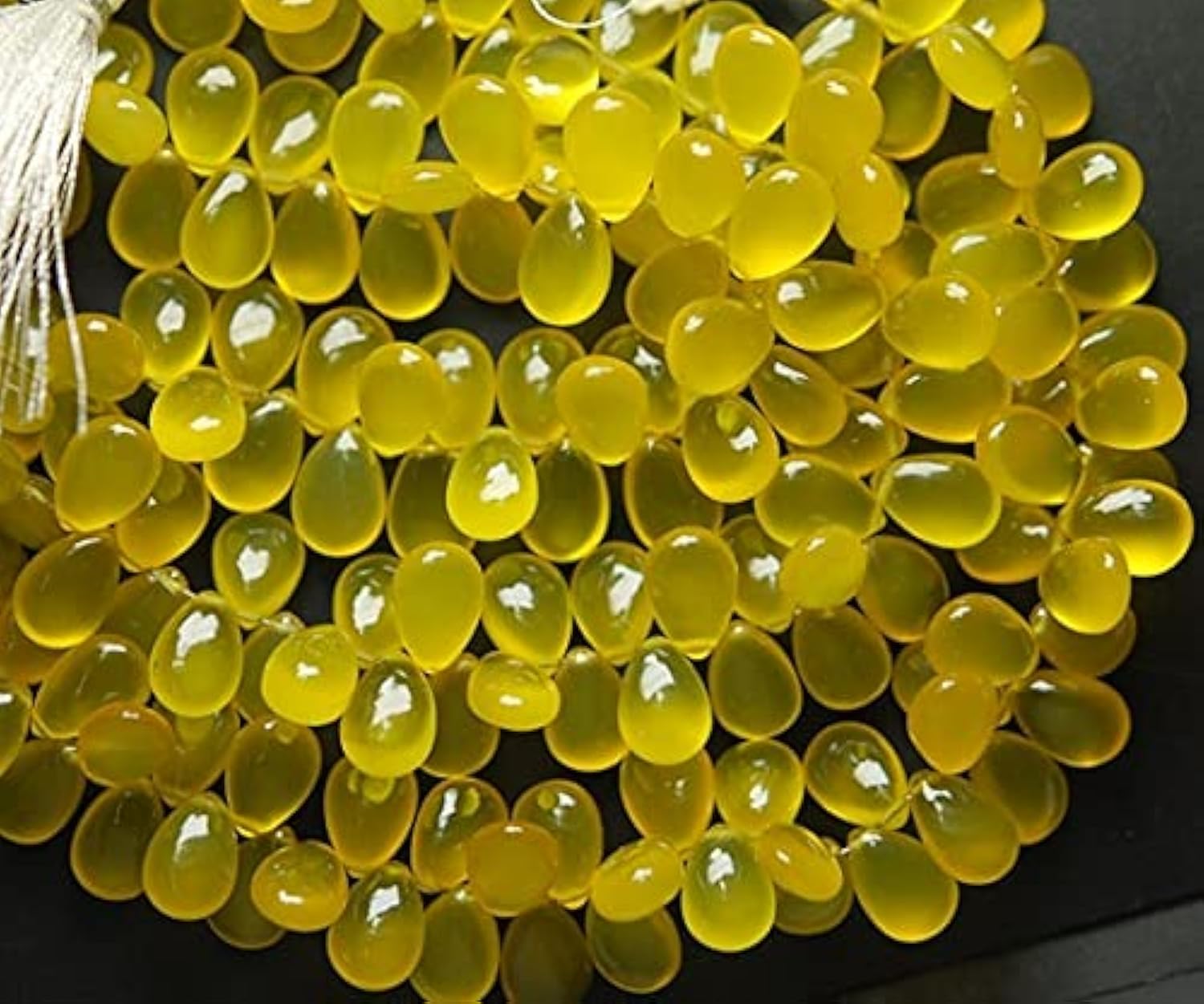 Chalcédoine jaune briolette lisse de qualité supérieure en fil de 7 pouces