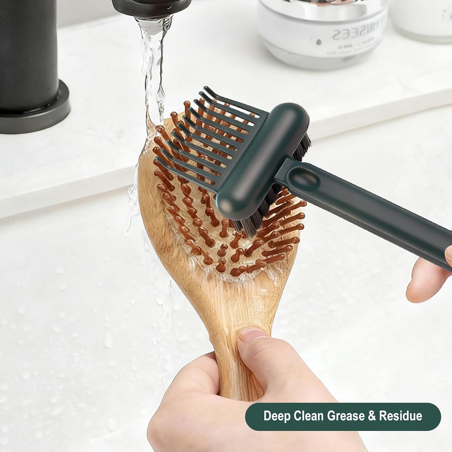 2-in-1 Hair Brush Cleaner, Comb Cleaner with Dense Bristles & Claws, Efficiently Removes Hair & Dirt,Suitable for travel, salons, home, and commercial settings (1 Pack-Green)