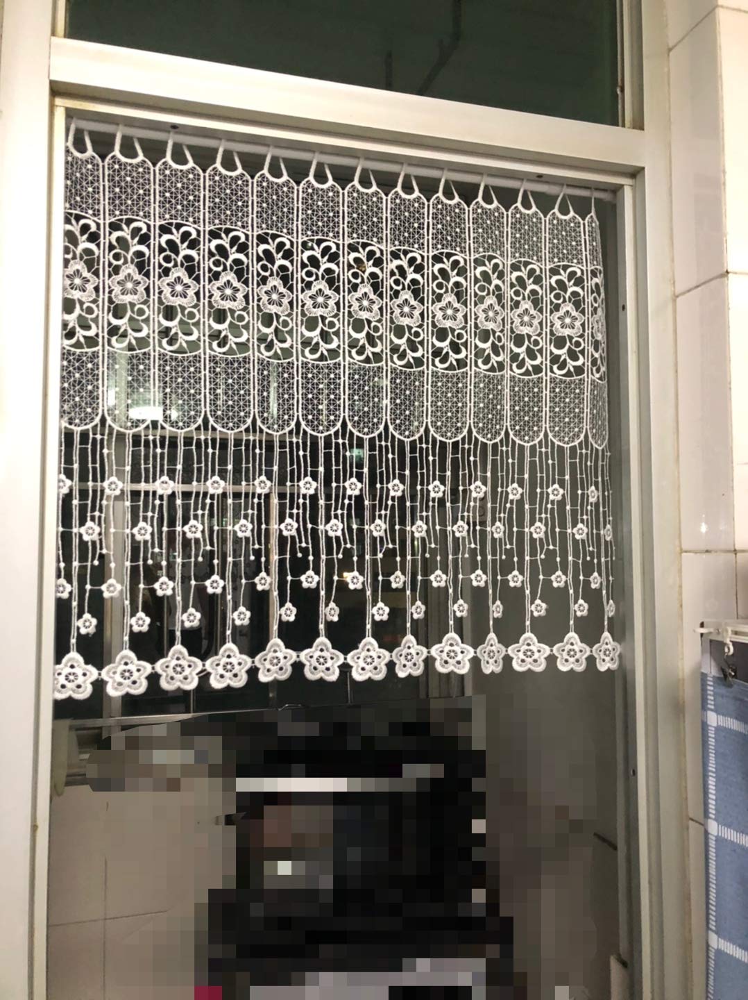 Scheibengardinen transparent mit Blumenmustet Bistrogardine Küchenvorhang Fenstervorhänge Türbehang mit Spitze Wunderschön dekoriert modernstil Weiß (HxB 120x150cm) 1 Stück