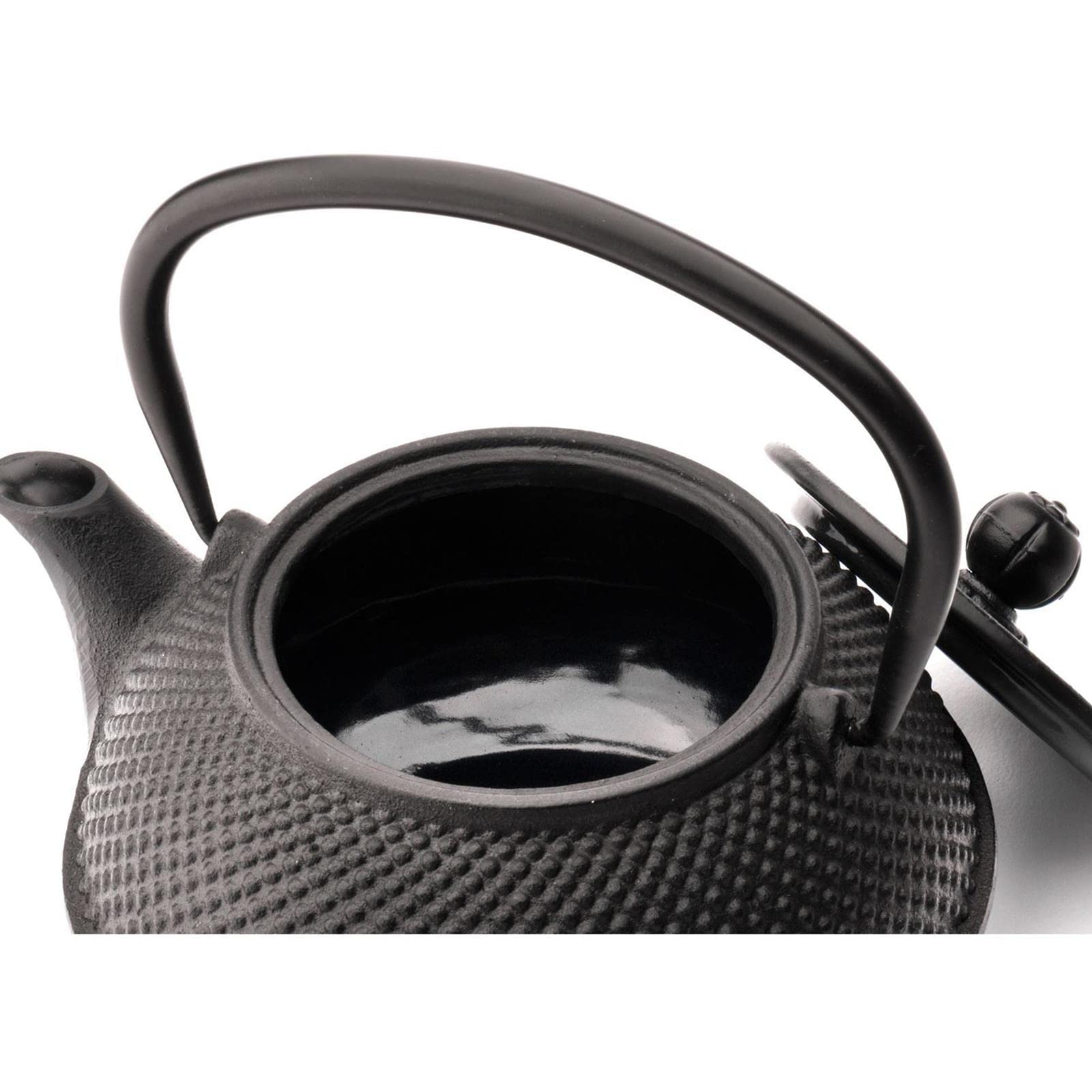 Bredemeijer Teekanne asiatisch Gusseisen Set schwarz 0.8 Liter Teekessel mit Henkel & Edelstahl Tee-Filter Sieb-Einsatz & 2 Teebecher schwarz inkl. Stövchen