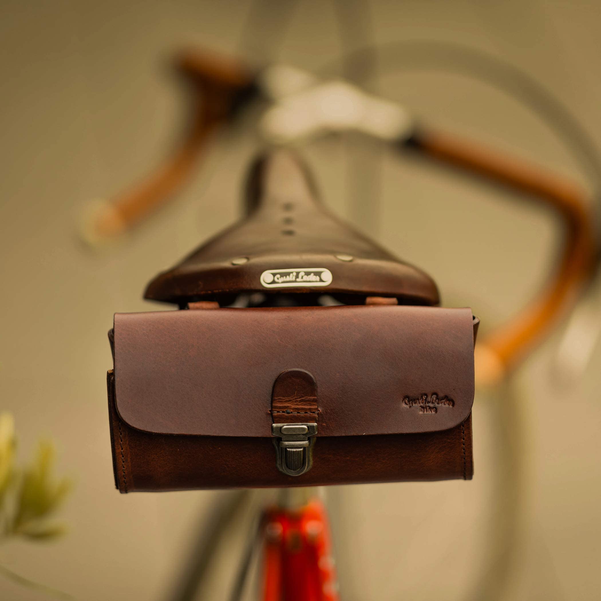 Gusti Satteltasche Leder - Raymond P. Damen und Herren Fahrradtasche  Zubehr Fahrrad Diebstahlsicherung Sattel Vintage Retro Diebstahlsicher  Braun : Amazon.de: Sport & Freizeit