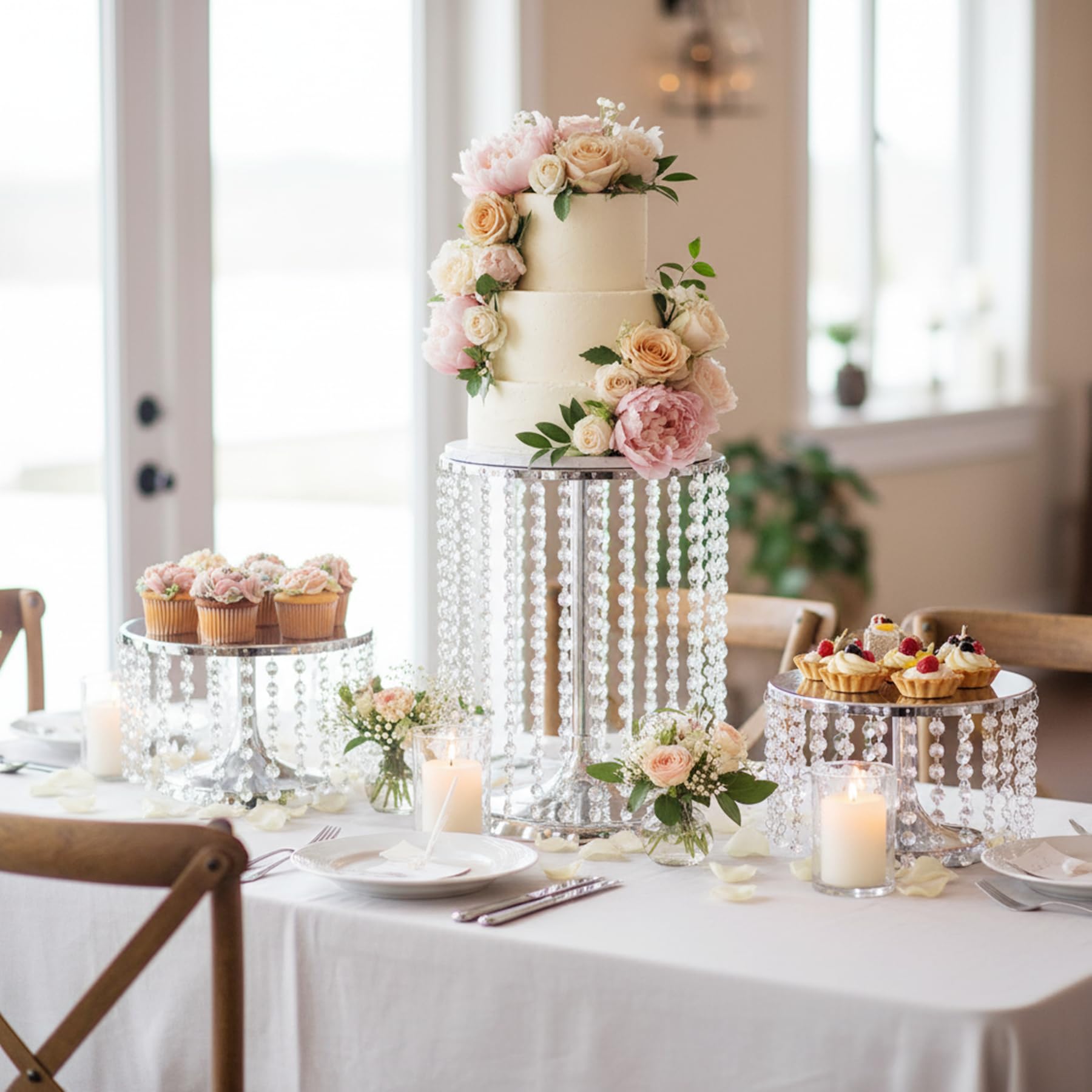 LoveCat Kuchen Ständer, Runde Metall Kuchen Stand, Acryl Anhänger Kuchen Display Ständer, Charming Kuchen Halter Racks für Geburtstagsparty Bankett Hochzeit Jubiläum Weihnachten (Silver, 3 pcs)