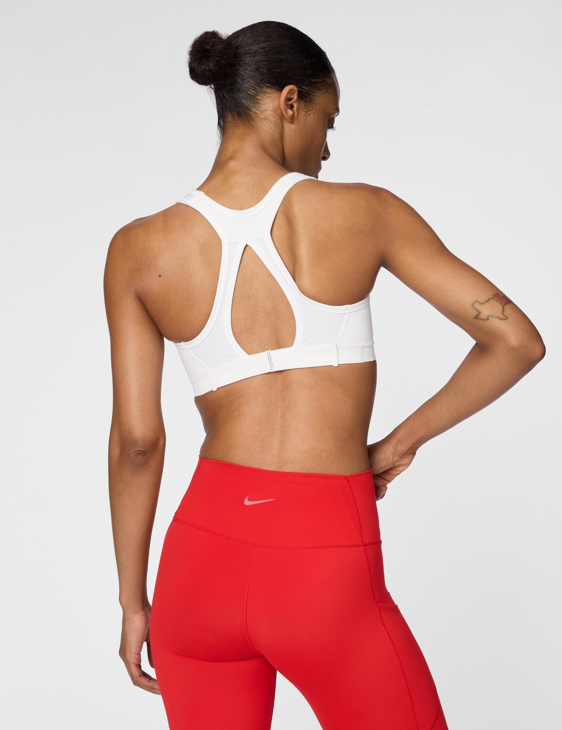 Nike Damen Swoosh High Support Sports Bra