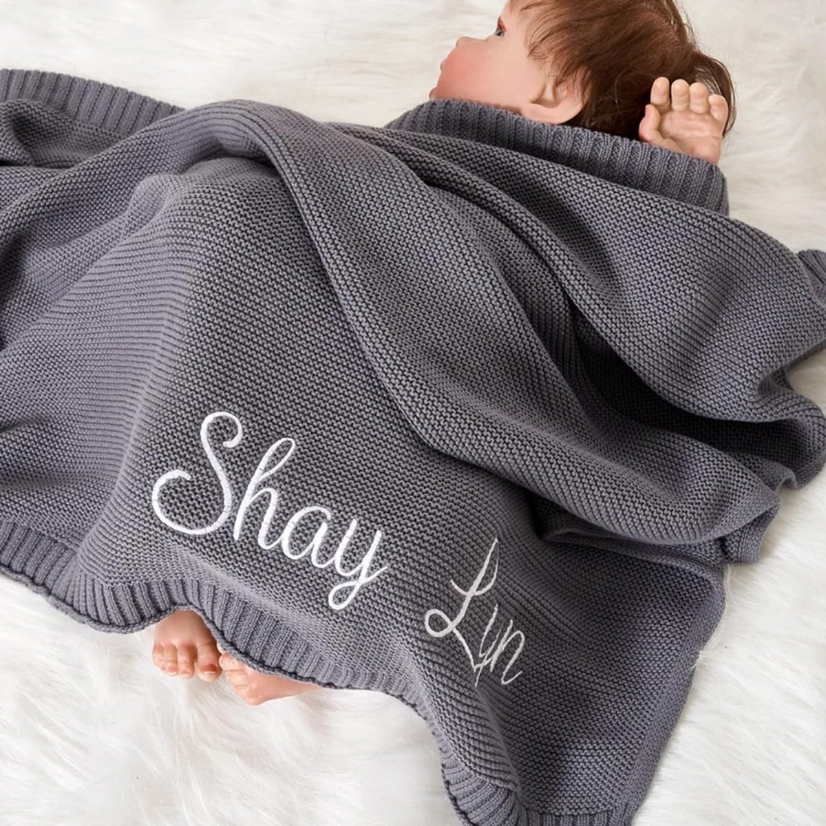 Herstl Men's Gray Personalized Name Baby Blanket， Personalized Knitted Blanket For Baby，Custom Embroidered Name Nursery Stroller Blanket ， Personalized Name Baby Shower Newborn Baby Gift Baby Boy Baby Girl(Gray)