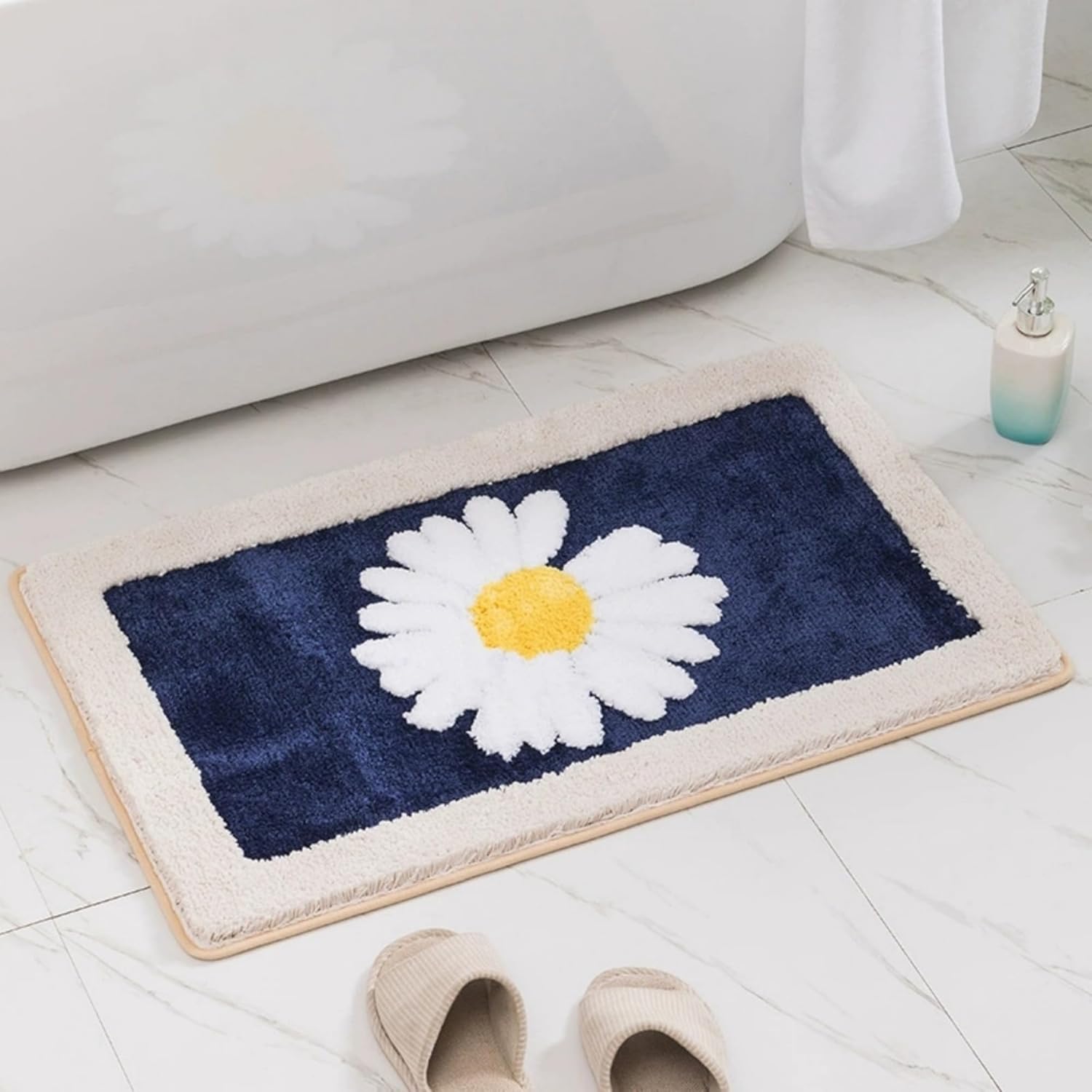 Daisy Bath Mat Stylish Bathroom Rugs, Non Slip Plant Flower Bath Rug Absorbent Carpet for Tub Shower Sink (20"X32")