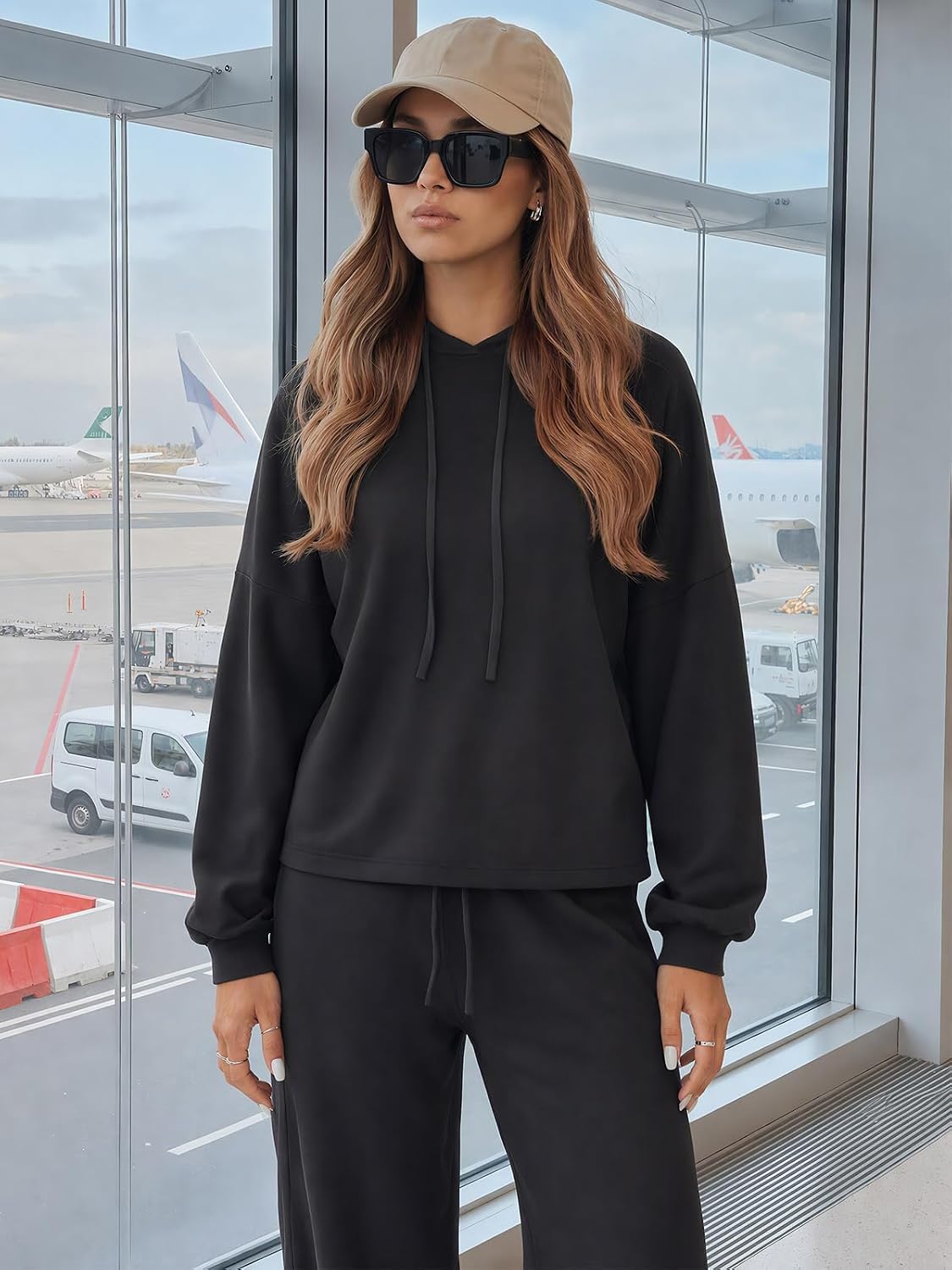 EXLURA Womens 2 Piece Lounge Sweat Sets Matching Pants Sweatsuits Travel image 4
