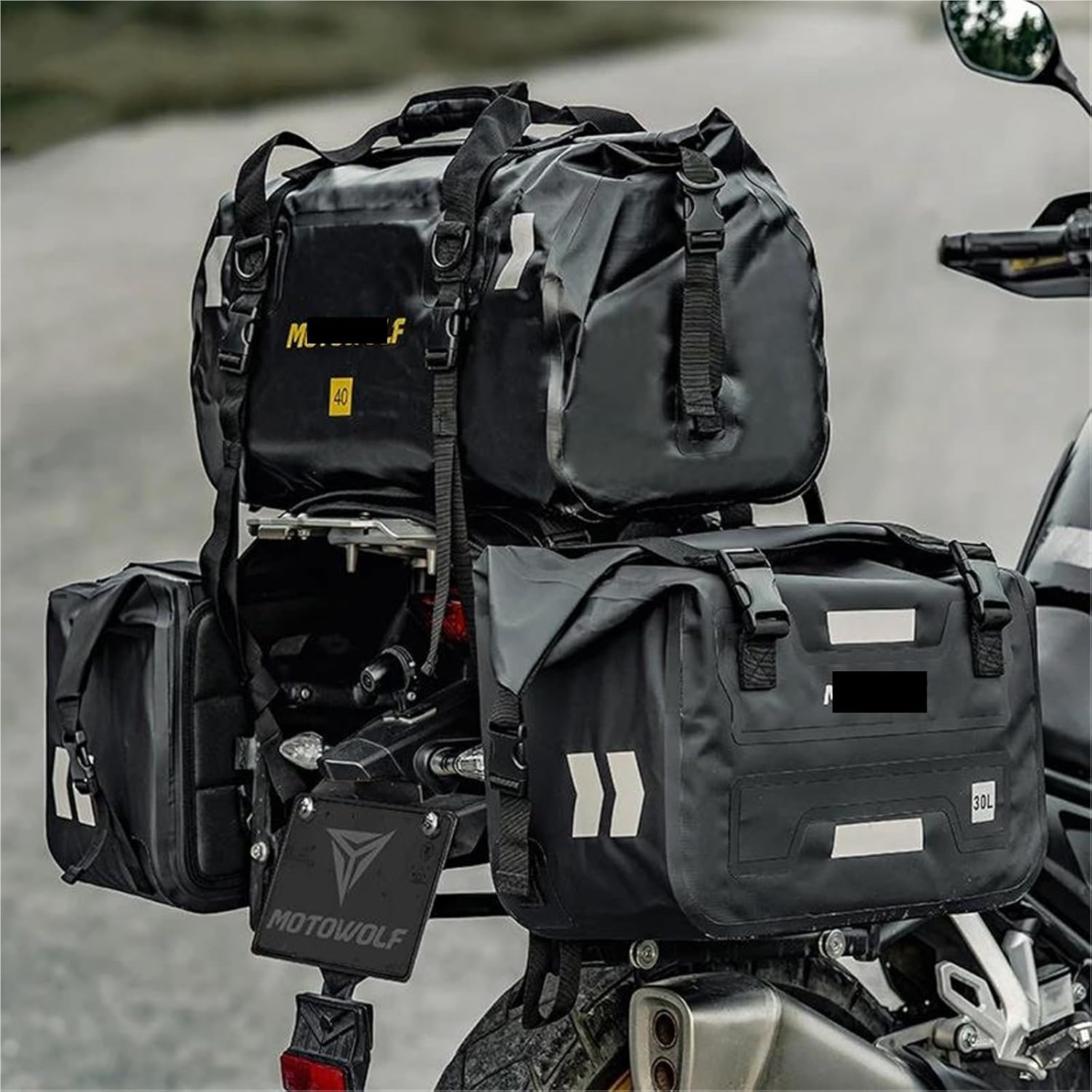 オートバイサドル袋 バイクテールバッグ ヘルメット用 耐久性のあるリアモトシートバッグ ライディングトラベルアウトドアバッグ バイク