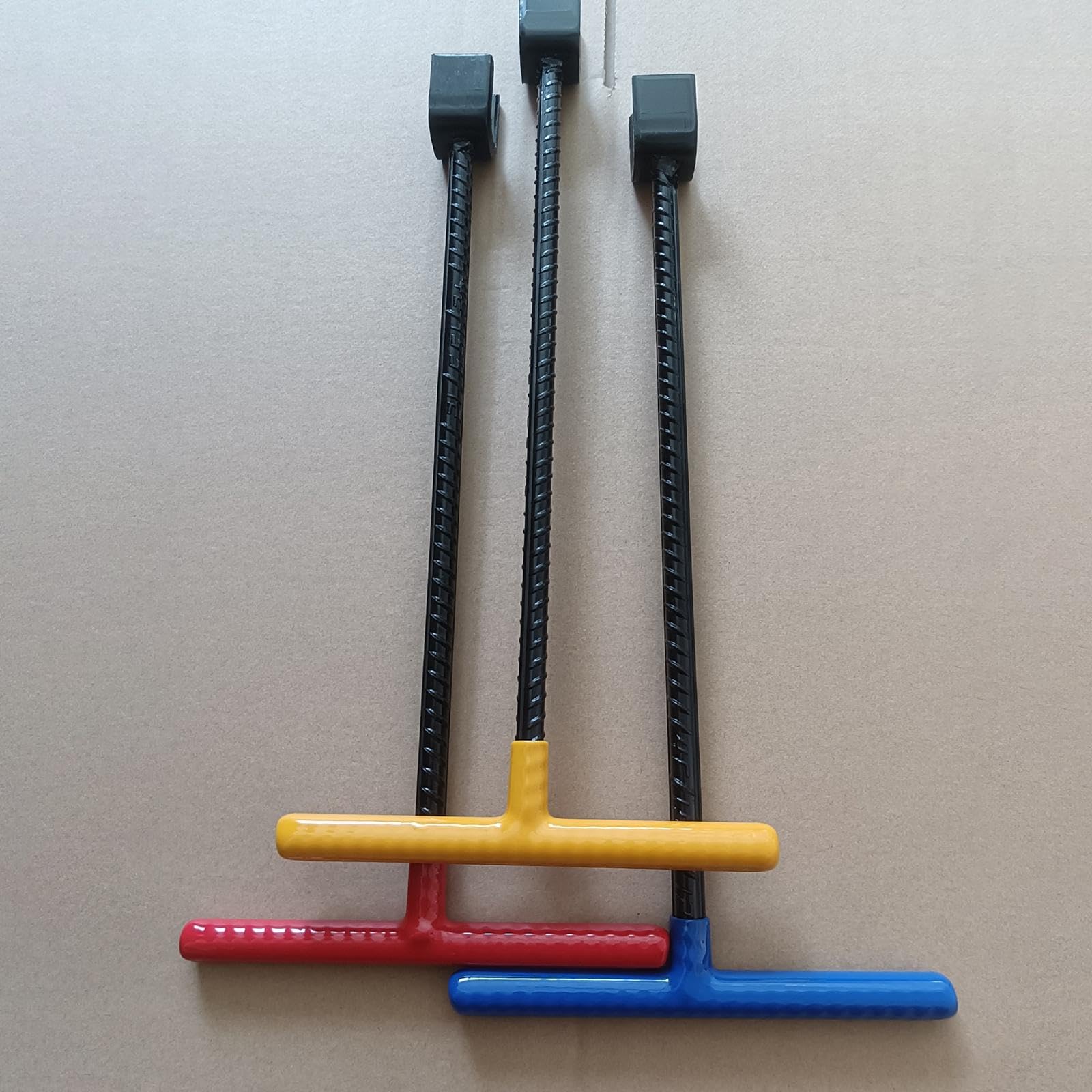 Juego de 2 llaves para medidor de agua, válvulas de bordillo subterráneo, llave de cierre de 40,6 cm, color amarillo