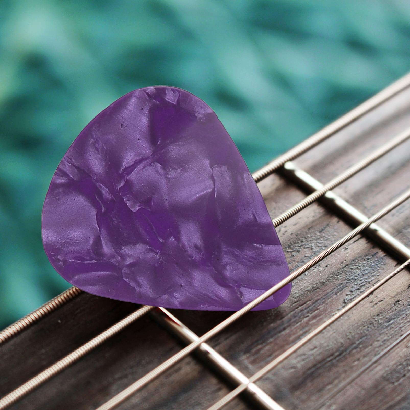 Kit de Reparación de Guitarra 72 Piezas para Mantenimiento | Abs y Acero Inoxidable, Paño de Algodón Incluido, Bolsa de Almacenamiento, Formato Portátil Color Aleatorio