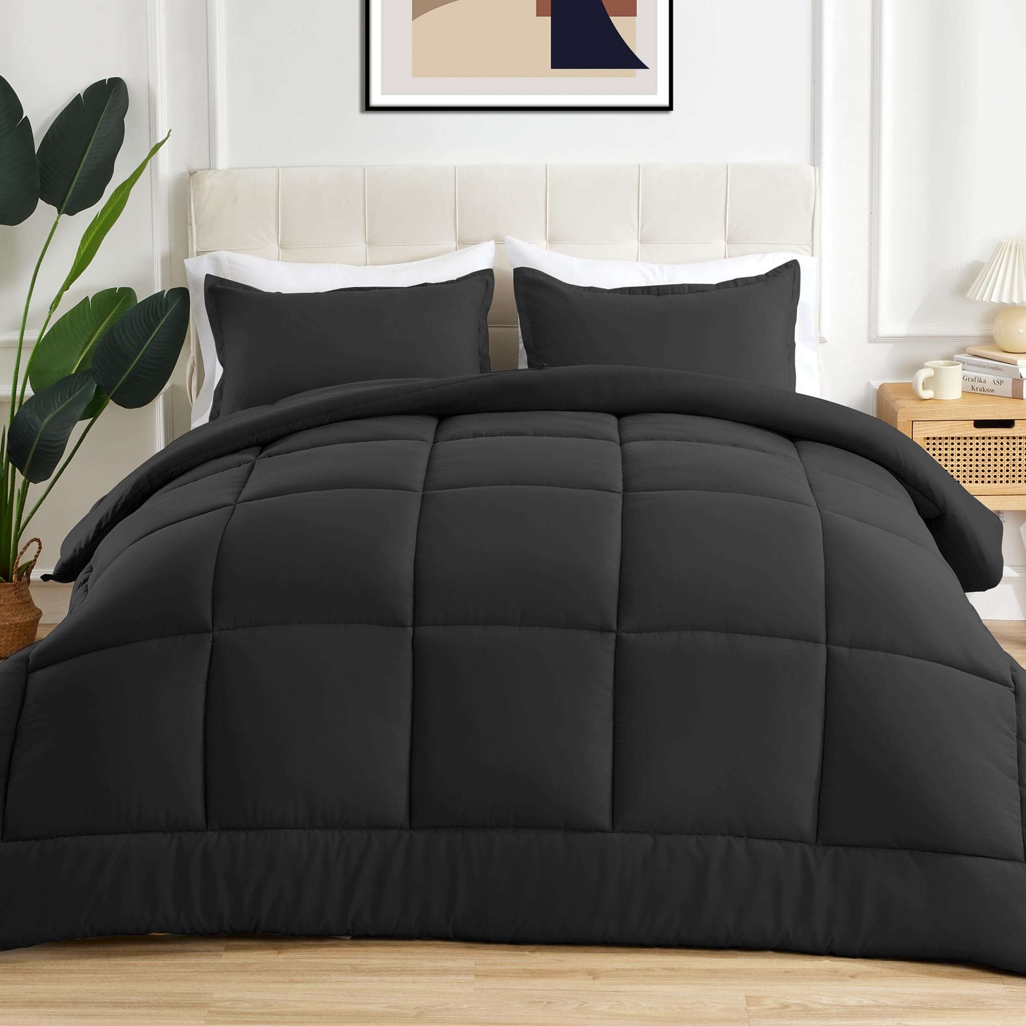 Sonive Single All Season Comforter Soft Fluffy Breathable Microfibre 200gsm Down Alternative Filling Bedding Duvet Insert with 8 Corner Tabs Easy Care Black