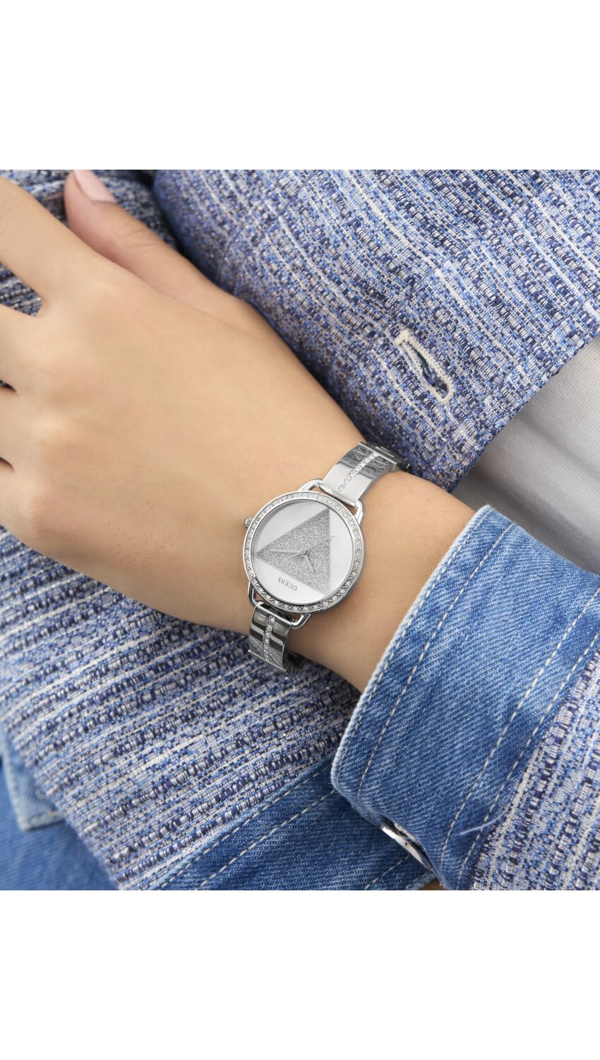 Guess GT TRI Bellini Damen Armbanduhr mi Zirkonia in der Farbe Silber mit Armband aus Edelstahl, Wasserdichtigkeit: 3 bar, Gehäusedurchmesser: 30 mm, GW0914L1
