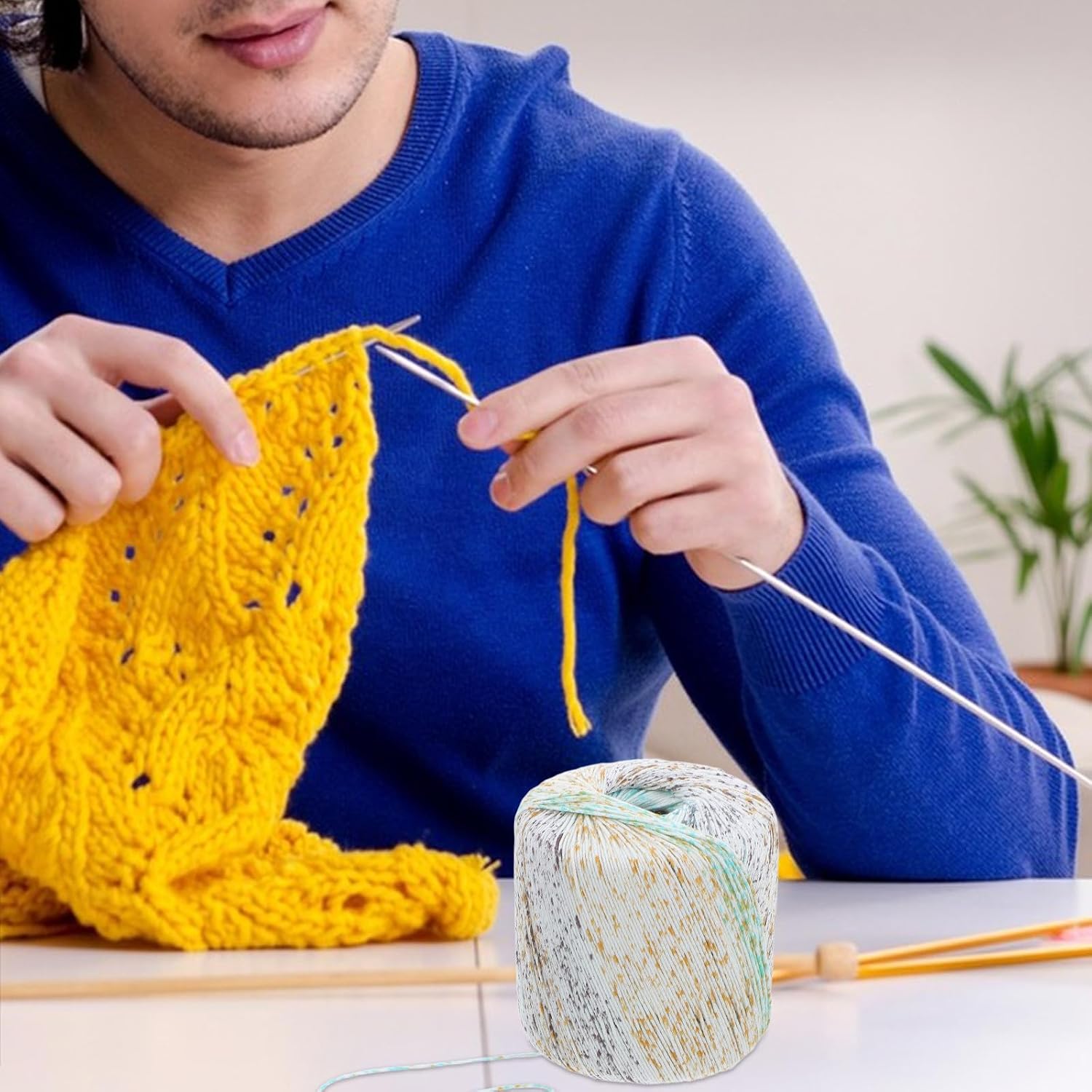 Alipis Chunky Cotton Crochet Yarn Thread for DIY Hand Knitting Projects, Beginner Crafting Yarn for Scarves, Blankets, Sweaters, and Cushions, 1 Roll in Blue-Green Shade for Arts