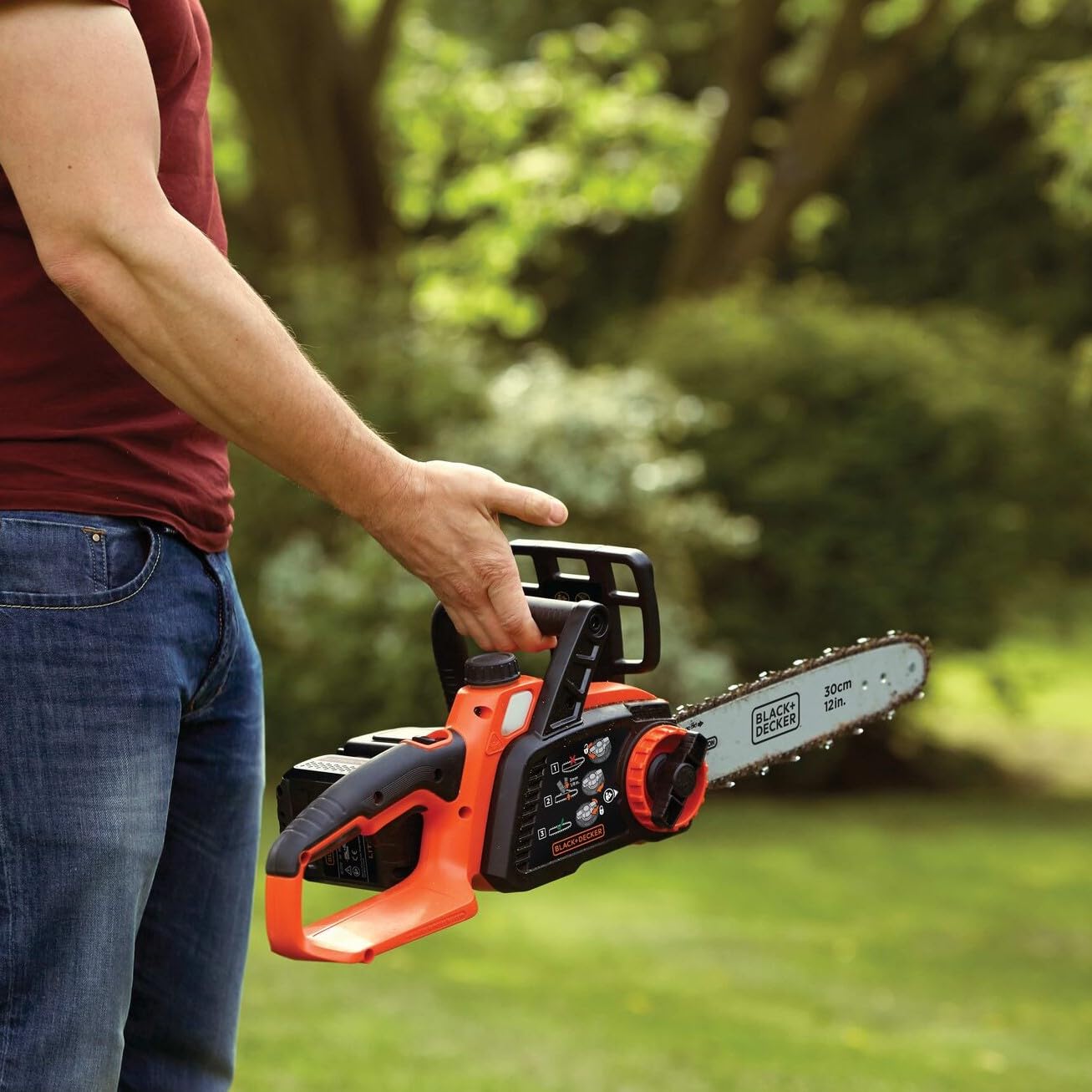 BLACK+DECKER GKC3630L20 Motosierra a batería 36V 2.0Ah Litio longitud de espada de 30 cm