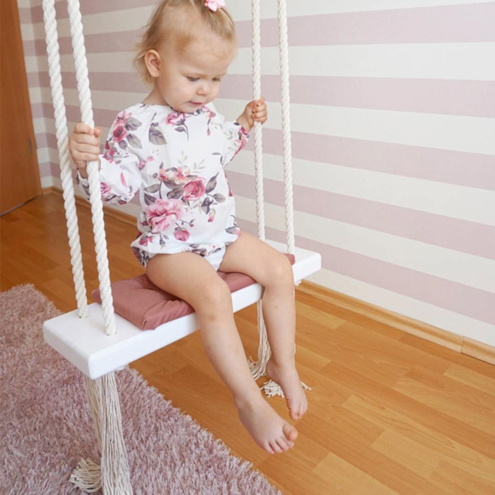 Columpio infantil de 50 x 18 x 3,5 cm, 50 kg, carga rosa, madera maciza con cuerdas de cáñamo engrosadas y cojín de esponja, columpio para interiores para habitación infantil y jardín