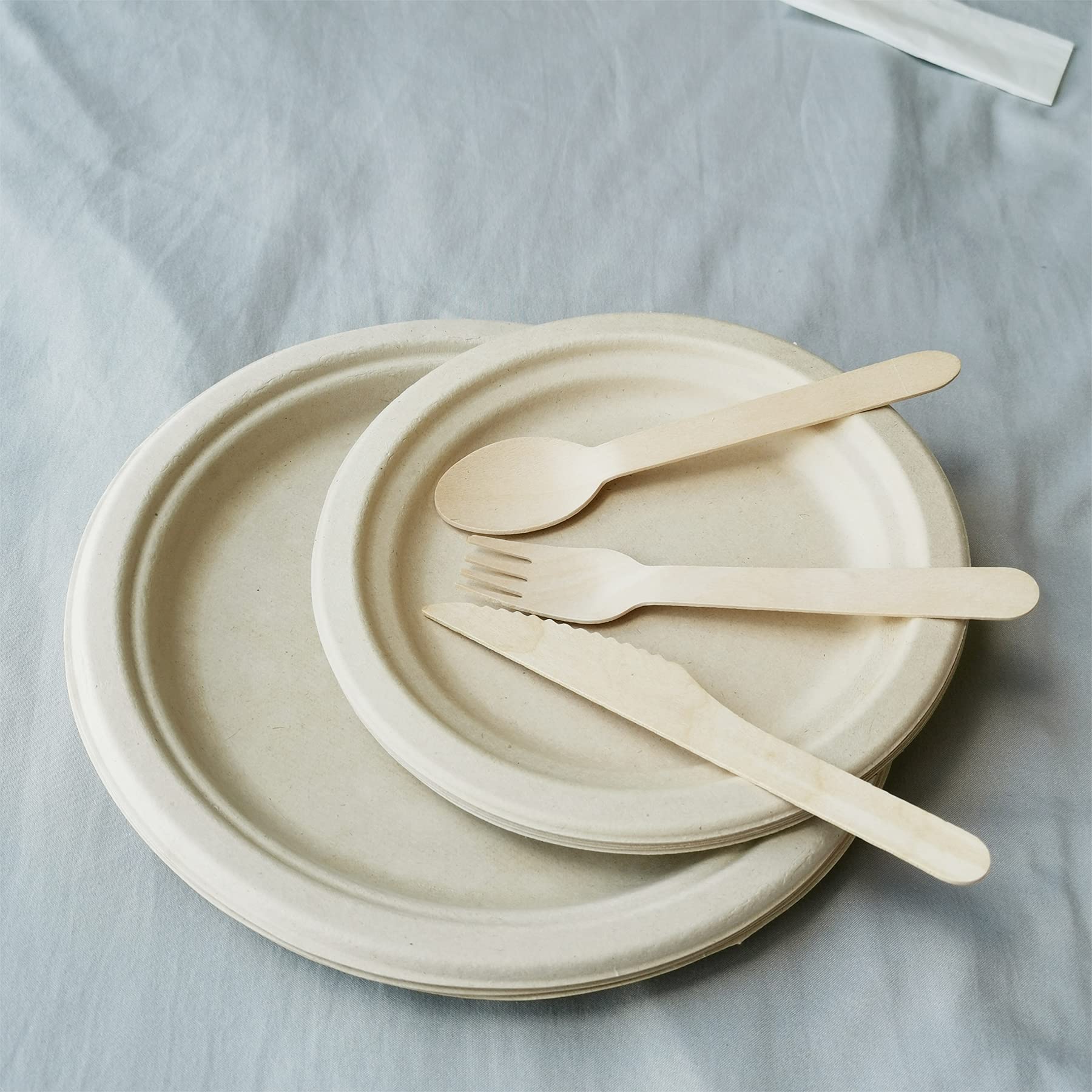 Assiettes et couverts en carton biodégradables jetables compostables en bagasse de canne à sucre, comprenant des plats de 7'' et 9'', fourchettes, couteaux et cuillères, barbecue, camping