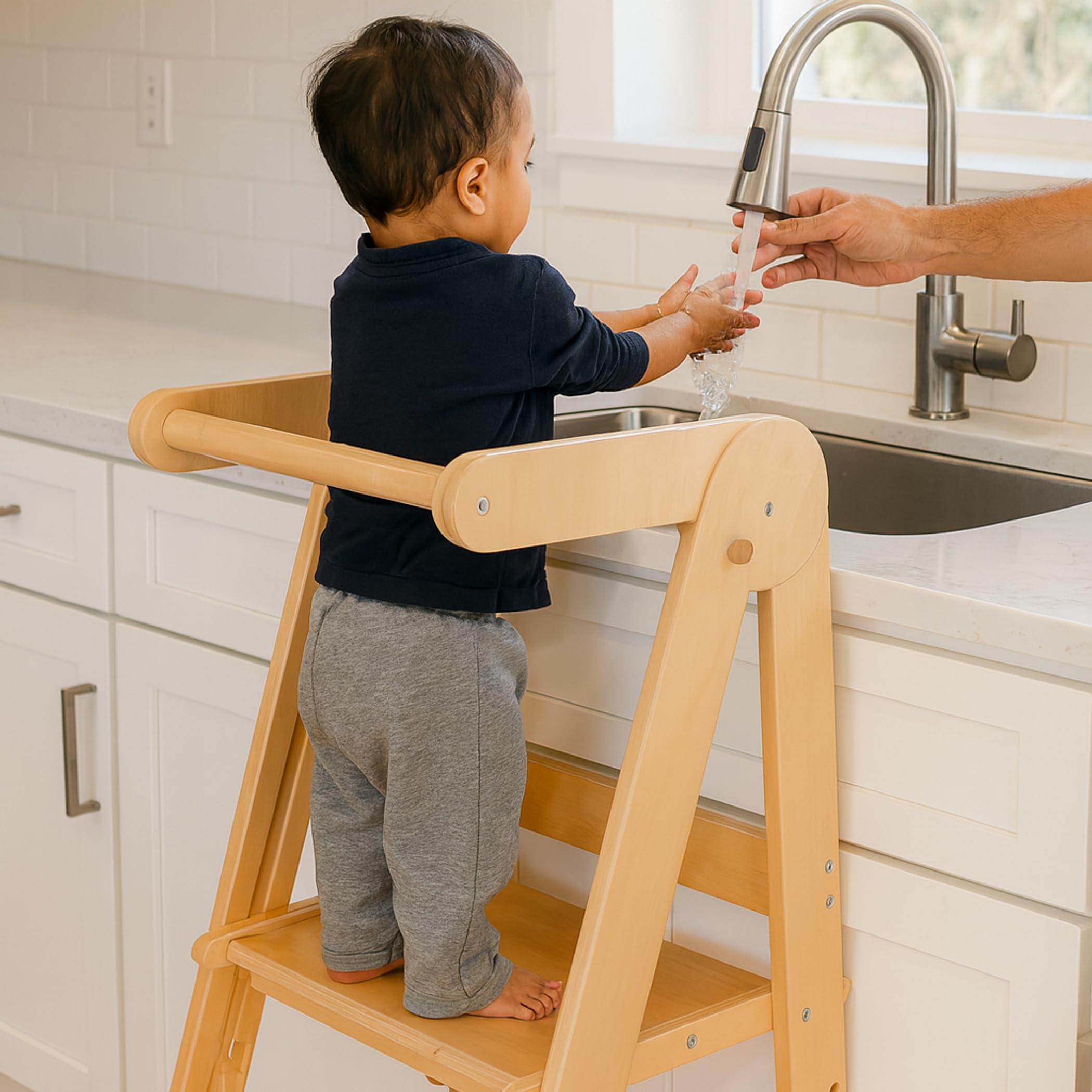 Lemodo Montessori Lernturm klappbar aus Birkenholz, 3-Fach höhenverstellbar, Natur lackiert, bis 50 kg, für Kinder von 1,5–5 Jahren, platzsparender Learning Tower & Tritthocker für Küche & Bad