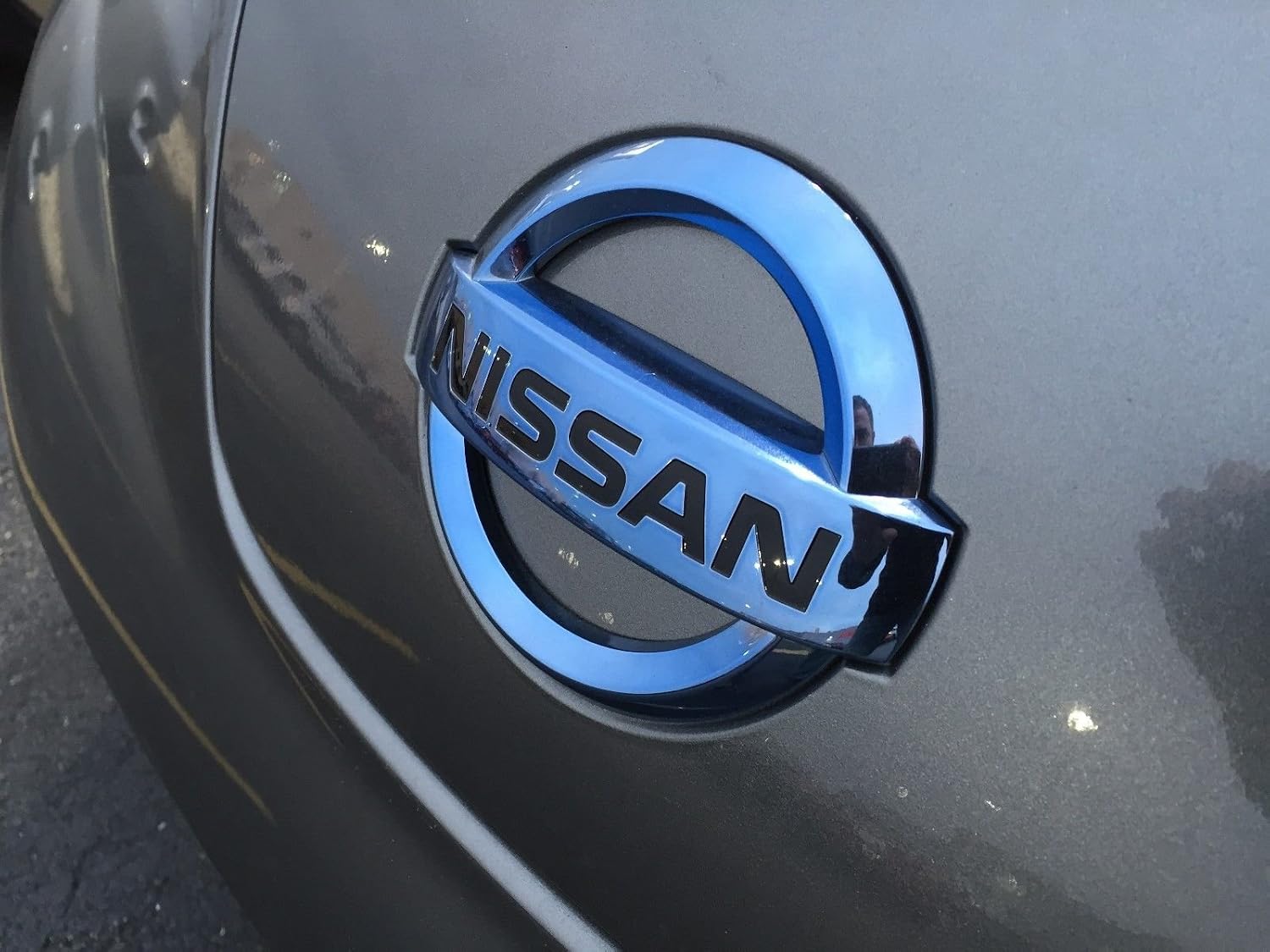 OEM Nissan Altima Grille Emblem Badge – 2007-2012, Factory Chrome, Part 62890-JA000