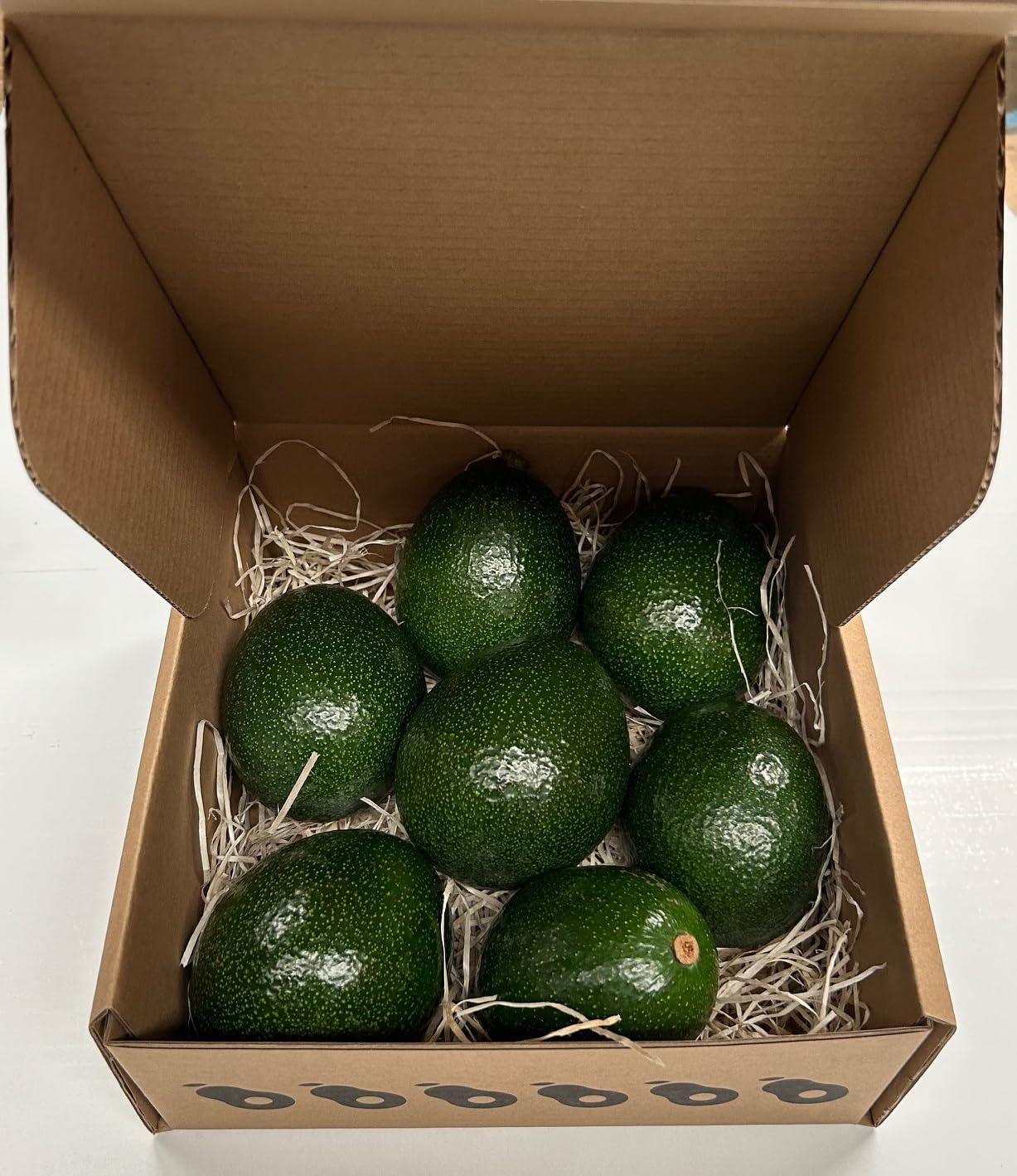 Aguacate variedad REED, sabor especial, cosecha propia, sin productos químicos. Caja de 2Kg (CAJA DE 2 KG)