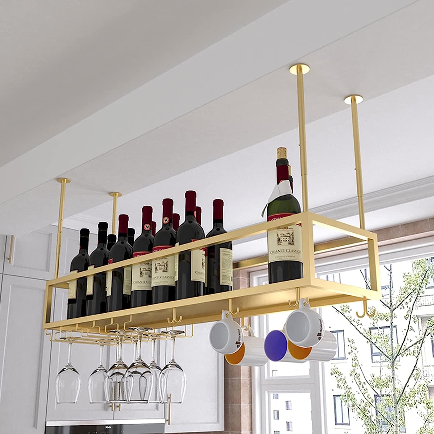 Support à vin doré de plafond pour sublimer votre cuisine ou bar