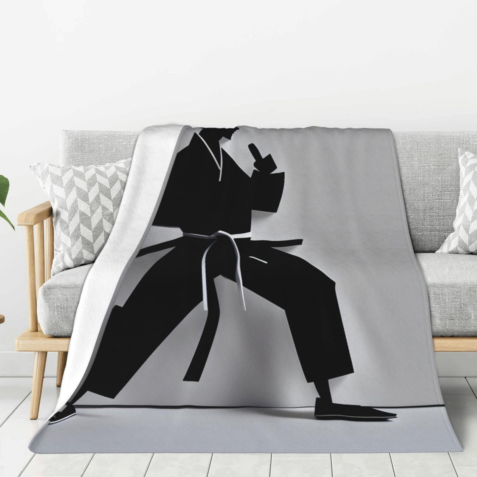 Manta de karate para sofá y cama en franela suave ideal para camping