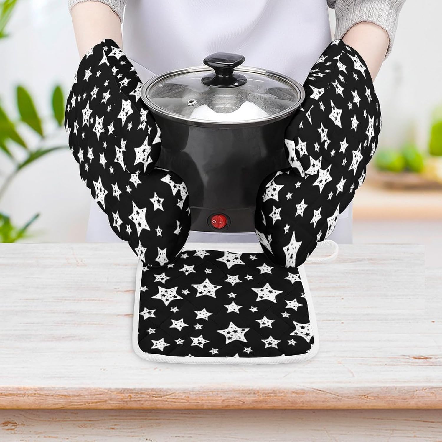 Black and White Star Pattern Print Oven Mitts and Pot Holders 3 Piece Sets Heat Resistant Gloves Hot Pads Potholders for Kitchen Baking Cooking