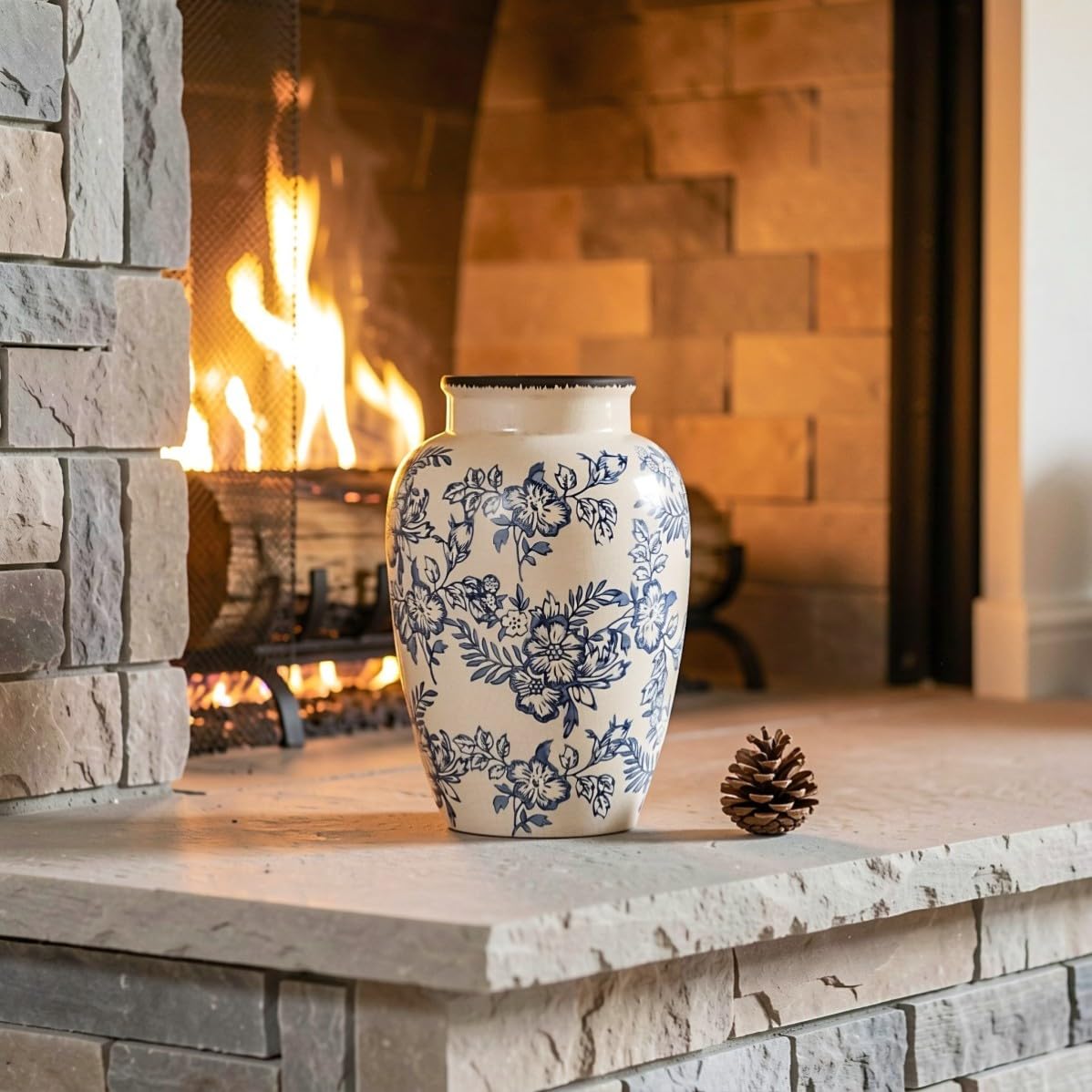 Cabilock Vintage Keramikvase im Chinoiserie Stil für Zweige | Keramik, Weiß-blaues Crackle Finish, Niedriger Schwerpunkt und Stabil, für Trockenblumen im Regal