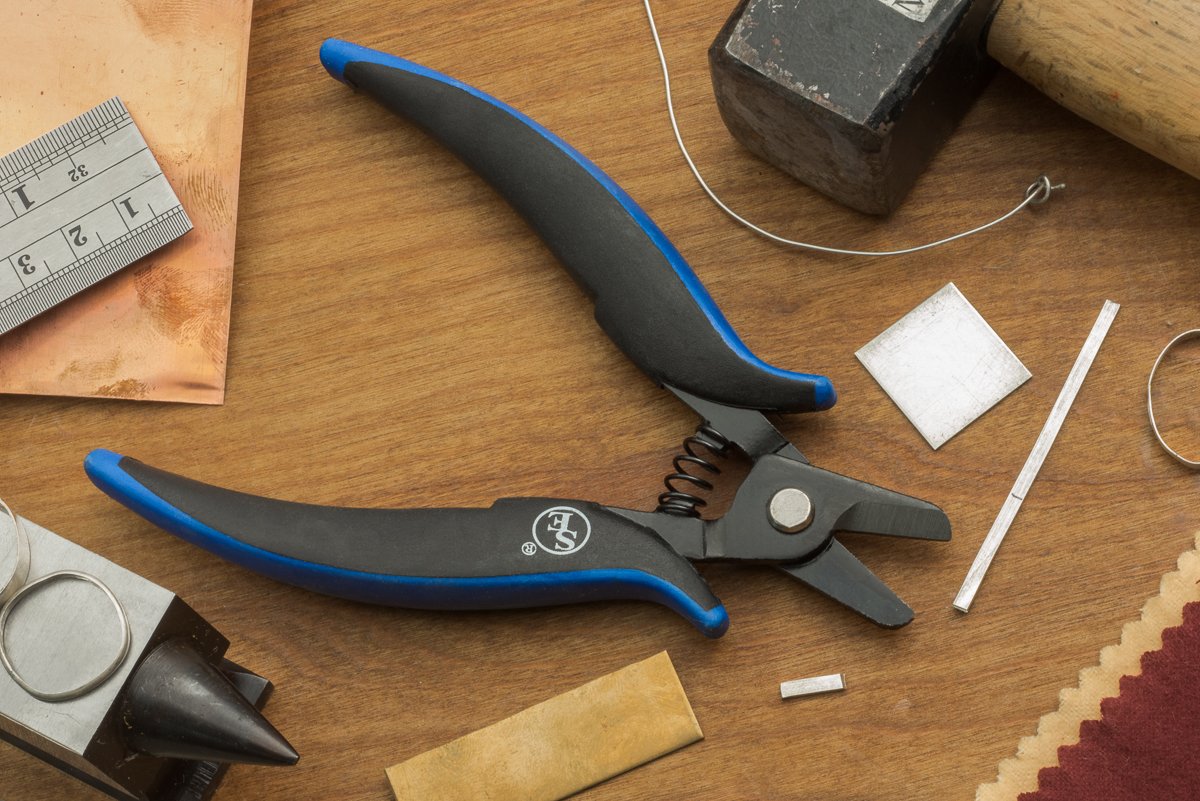 SE 65 Mn High Carbon Steel Jeweler's Snips with Rubberized Grip - JP19A