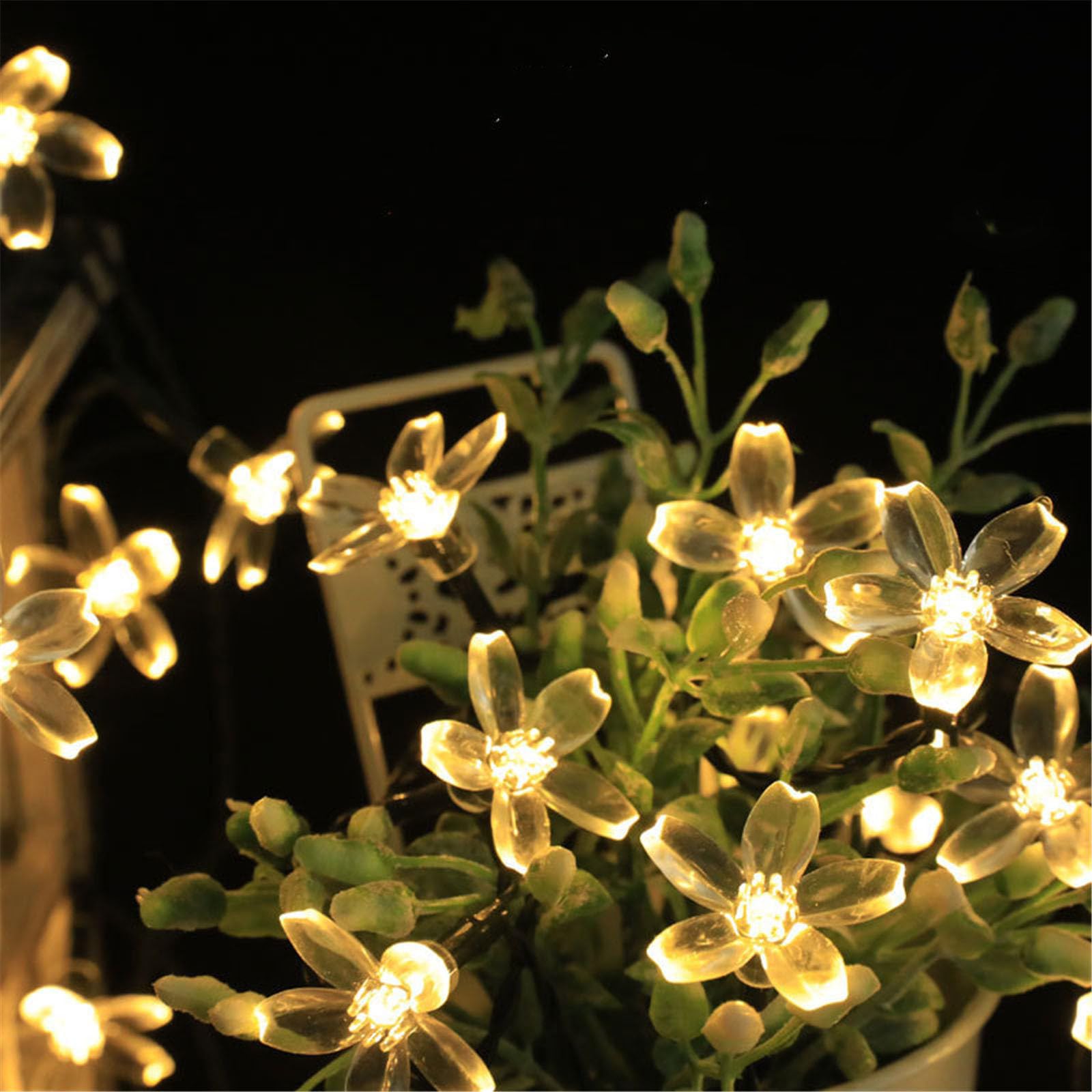 Mateju Solar String Lights Outdoor Garden, 8 Modes Solar Powered LED Fairy Lights with Remote for Indoor Bedroom, Patio, Yard, Party, Wedding, Flowers (Warm,6.5M/30LED)