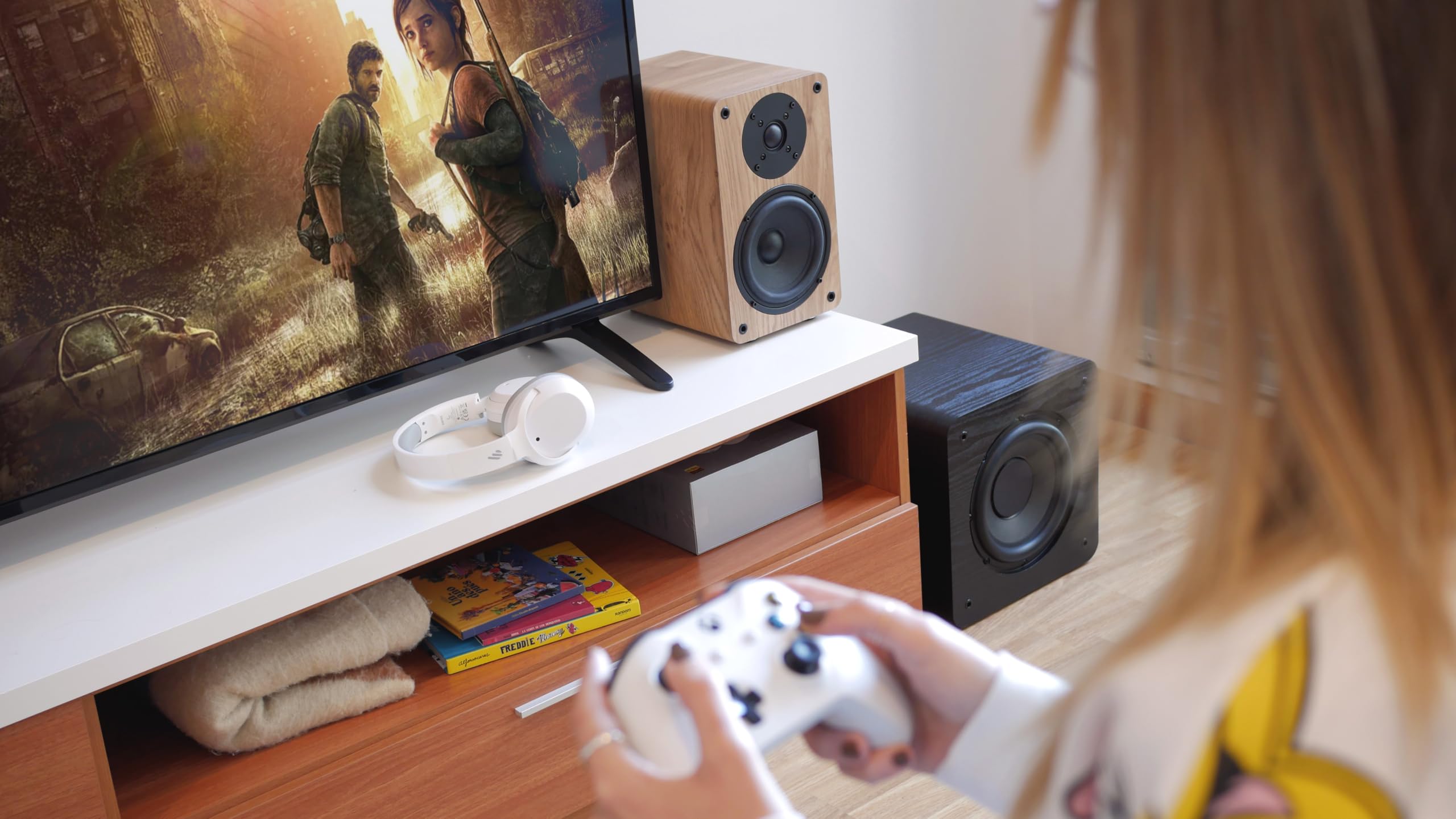 VULKKANO SUB8 Subwoofer Activ 8 Zol, Verstärkte mit 80W RMS, Frequenz de 40 Hz - 250 Hz, Crossover Einstellbar, Home HiFi Audio & Cinema.