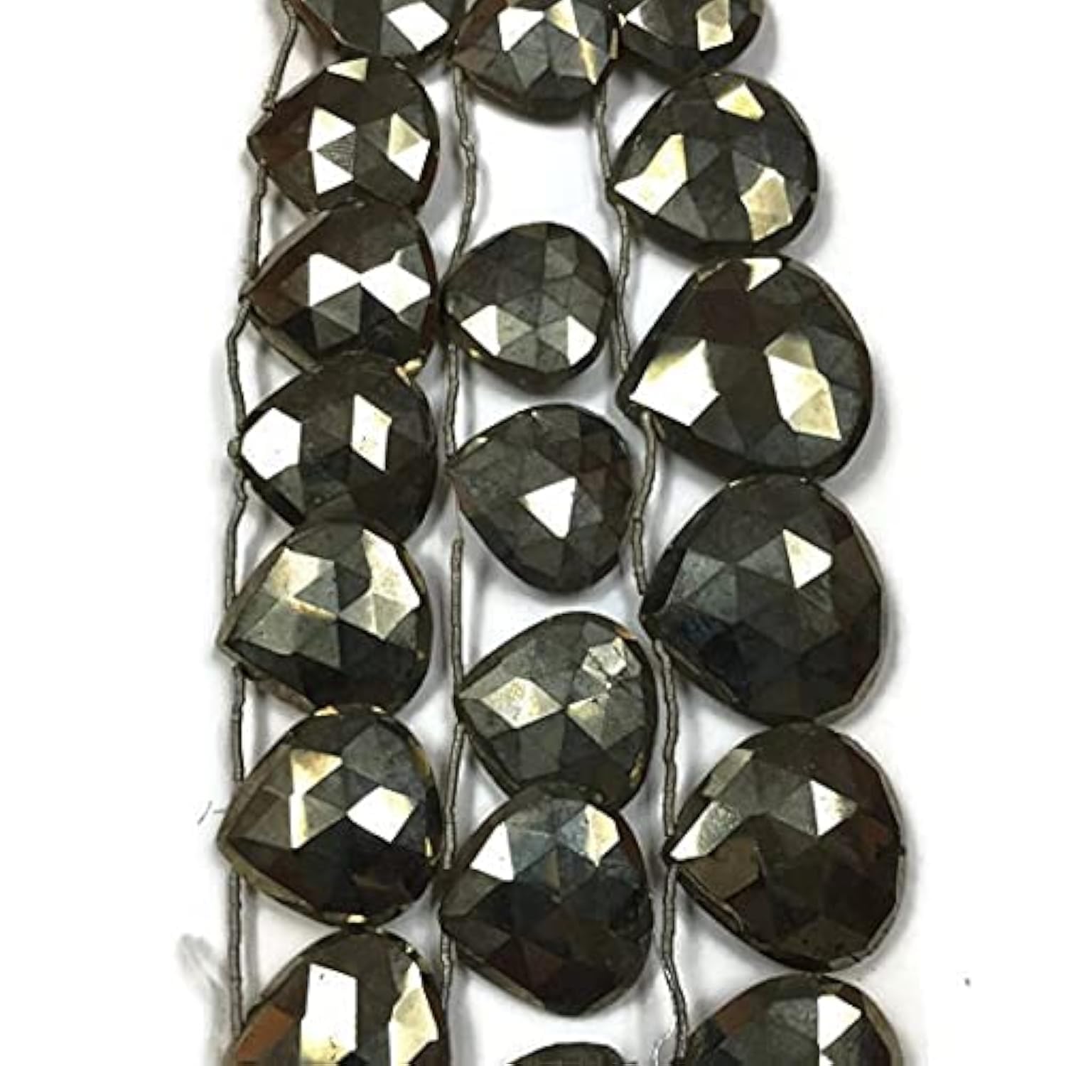 Perles en pyrite en forme de cœur pour créer un cadeau d'anniversaire fait main