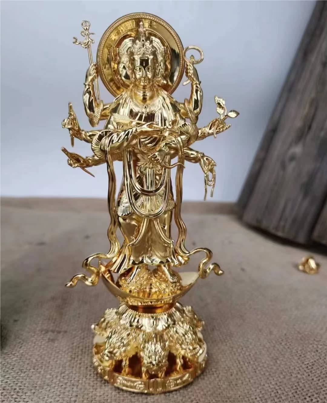 Amazon｜仏像 摩利支天 立像 騎猪像 真鍮材質 総高16cm護身 蓄財｜仏像