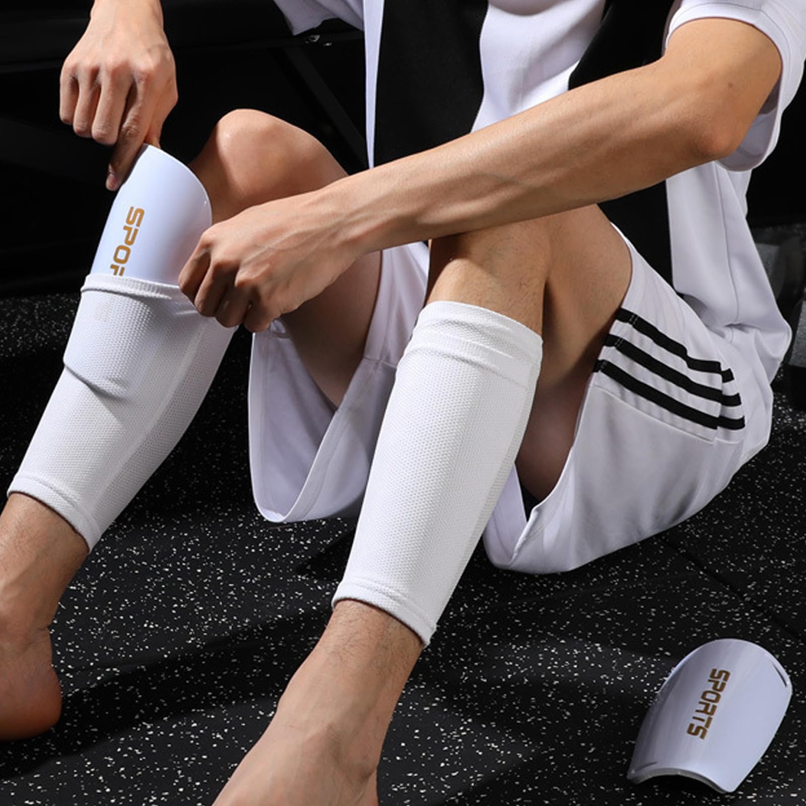 1 paio di calzini per parastinchi da calcio per bambini, supporto per prestazioni delle gambe, maniche per polpacci a compressione da calcio con tasca può contenere parastinchi  18
