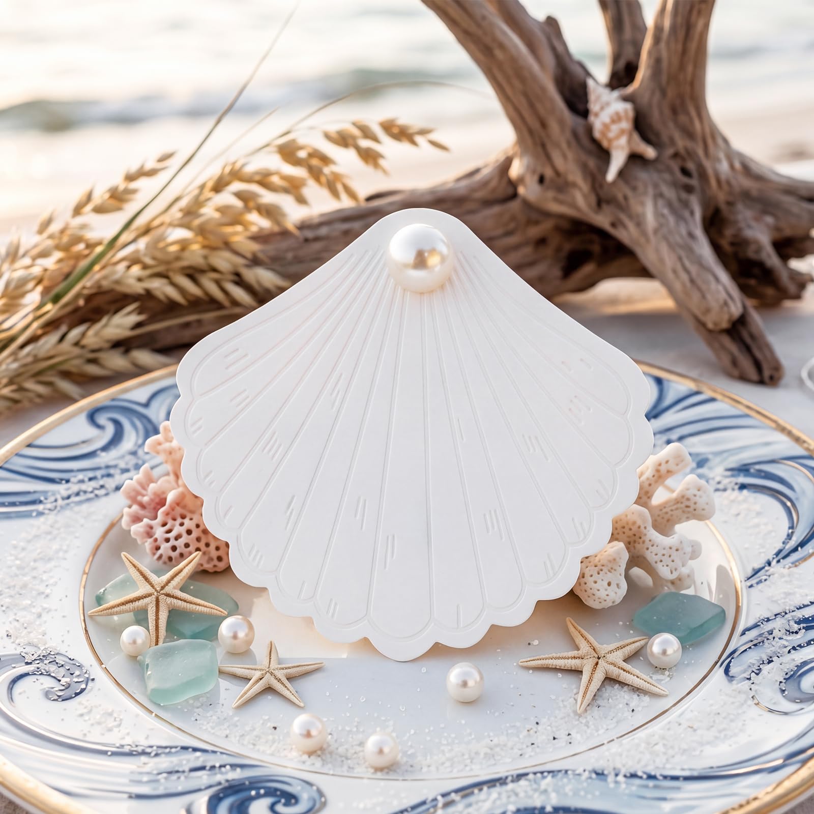 Photo 1 of Resurhang 100 Pack Seashell Place Cards
