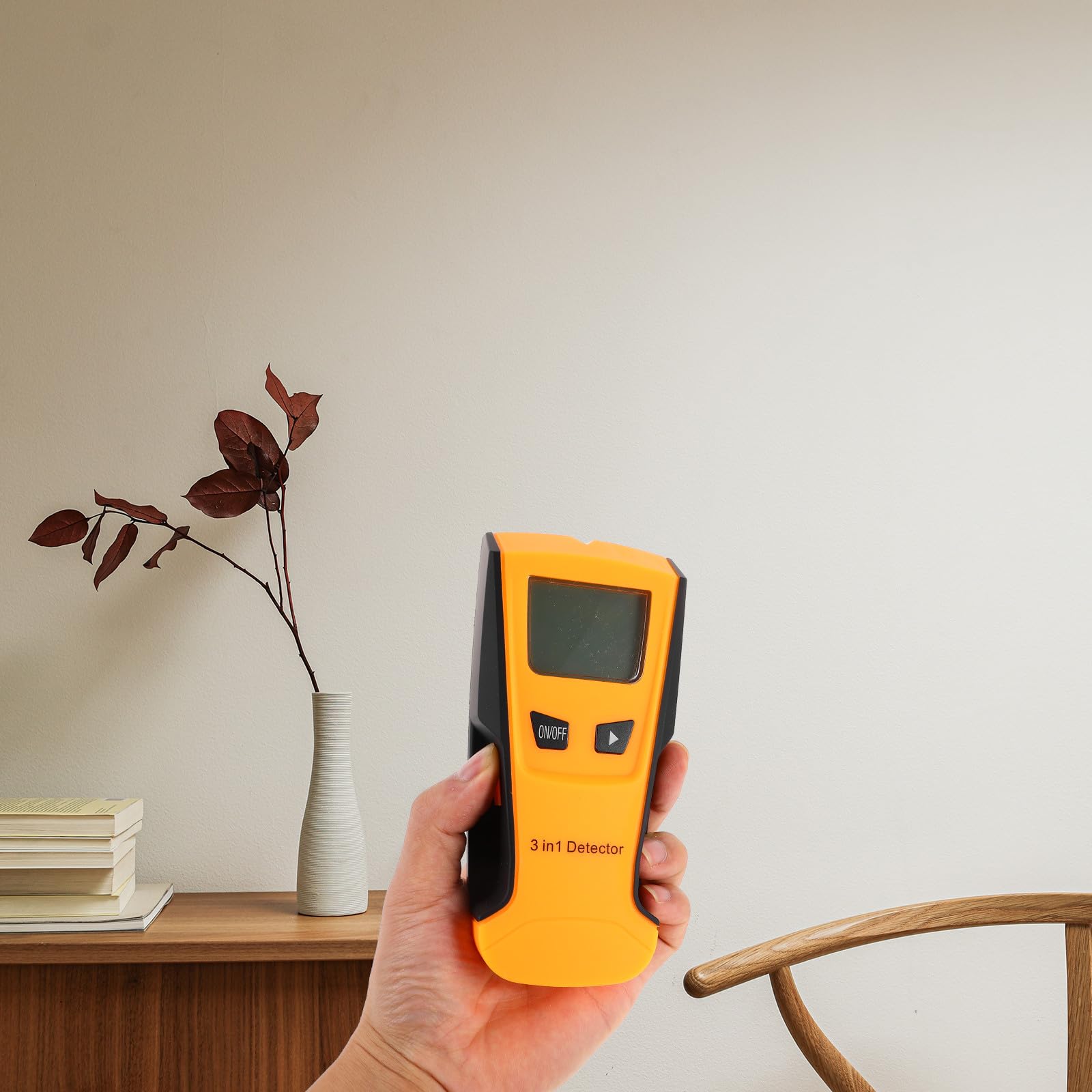3-in-1 Wandmetalldetektor mit Analoganzeige und Alarmfunktion Orange