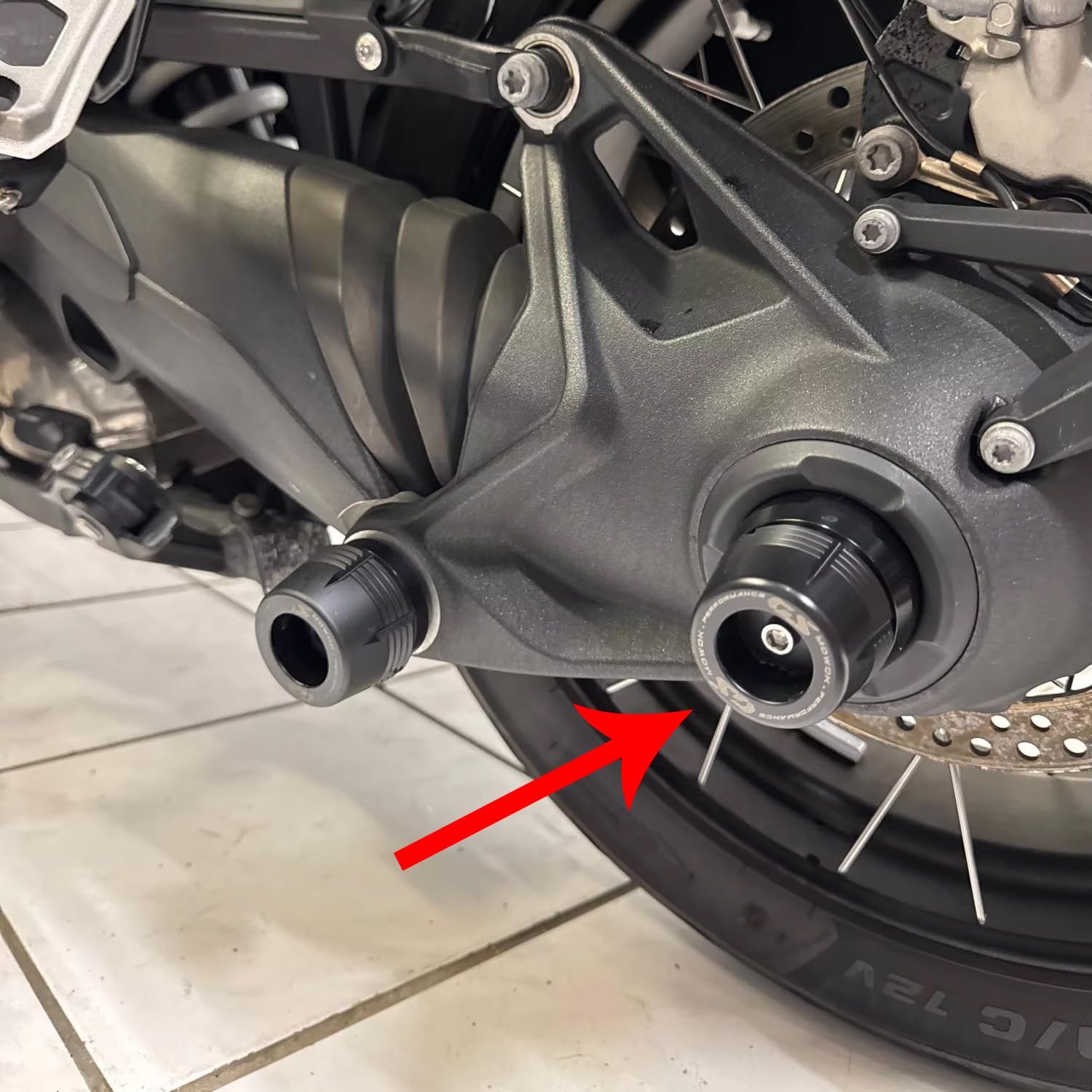 Accessoires pour moto pour R1300GS R1300 GS Adventure 1300GS GS1300 2023 2024 2025 R1300RT R 1300 RT 1300RT Option 719 2025 2026 Protège-roue arrière pour moto, protège-cadre arrière (Noir)