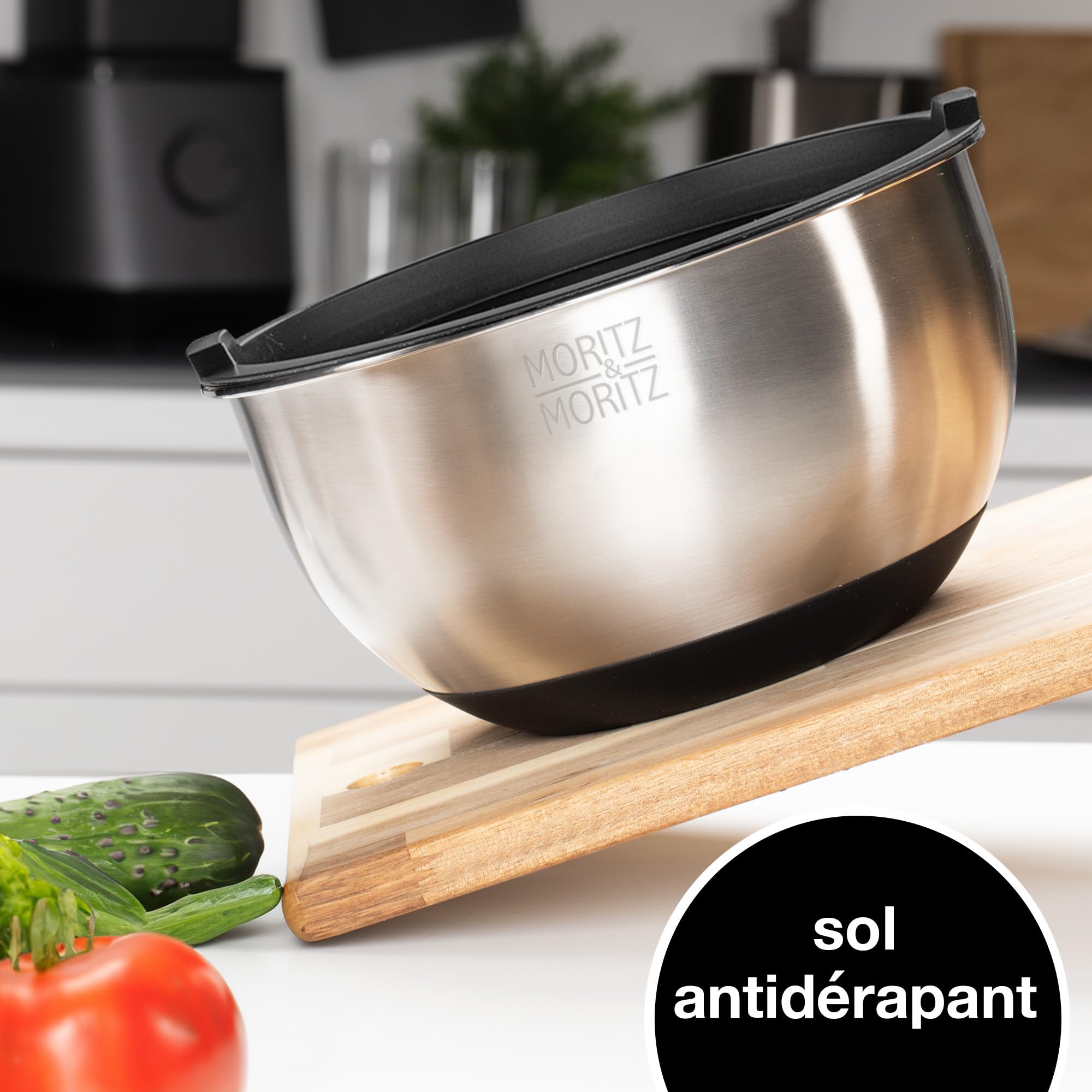Moritz & Moritz Lot de 5 Bols en Acier Inoxydable avec Couvercles – Bols Antidérapants Empilables pour Mélange, Pâtisserie, Salades et Service, Saladier Inox Pratique, Ustensiles de Cuisine Inox