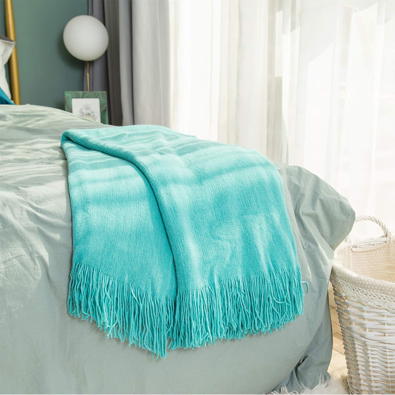 INSHERE Green Solid Color Knit Woven Throw Blanket with Tassels Fringe Soft Cozy Warm Lightweight Winter Home Decor for Couch Bed Chair Sofa Living Room 51''x67''
