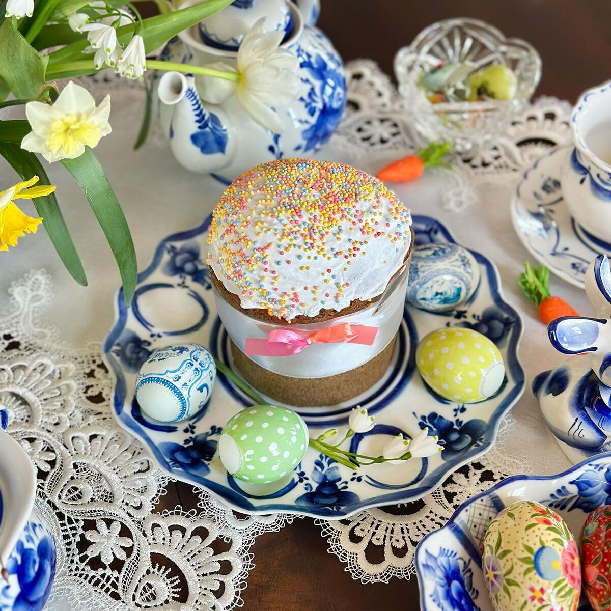 Decorative Egg Keeper Easter Egg Dish. Blue&White Porcelain. Gzhel Easter Decor for The Home Egg Holder