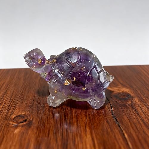 Figura colorida de tortuga, diseño moteado morado y dorado, estatua de tortuga con textura de concha detallada, decoración de jardín para oficina en