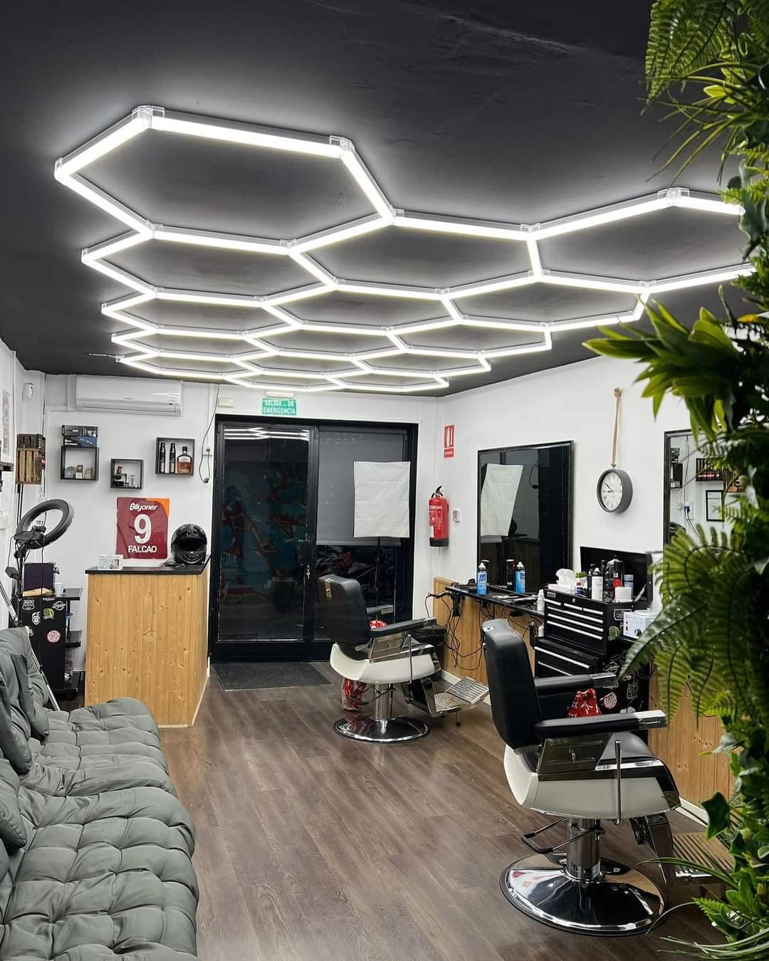 Led nido de abeja Diseño hexagonalecar Detailing Taller Autolavaje Carrocería Goma Oficina Rombo Pulido Coche Barber,Gimnasio (4,20 x 2,38 metros)