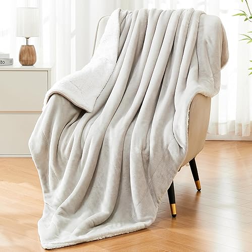 Miniatura 1 de Andency Manta de forro polar Sherpa para sofá, manta suave y cálida para invierno, manta reversible de felpa para sofá y cama, color gris lino, 50 x