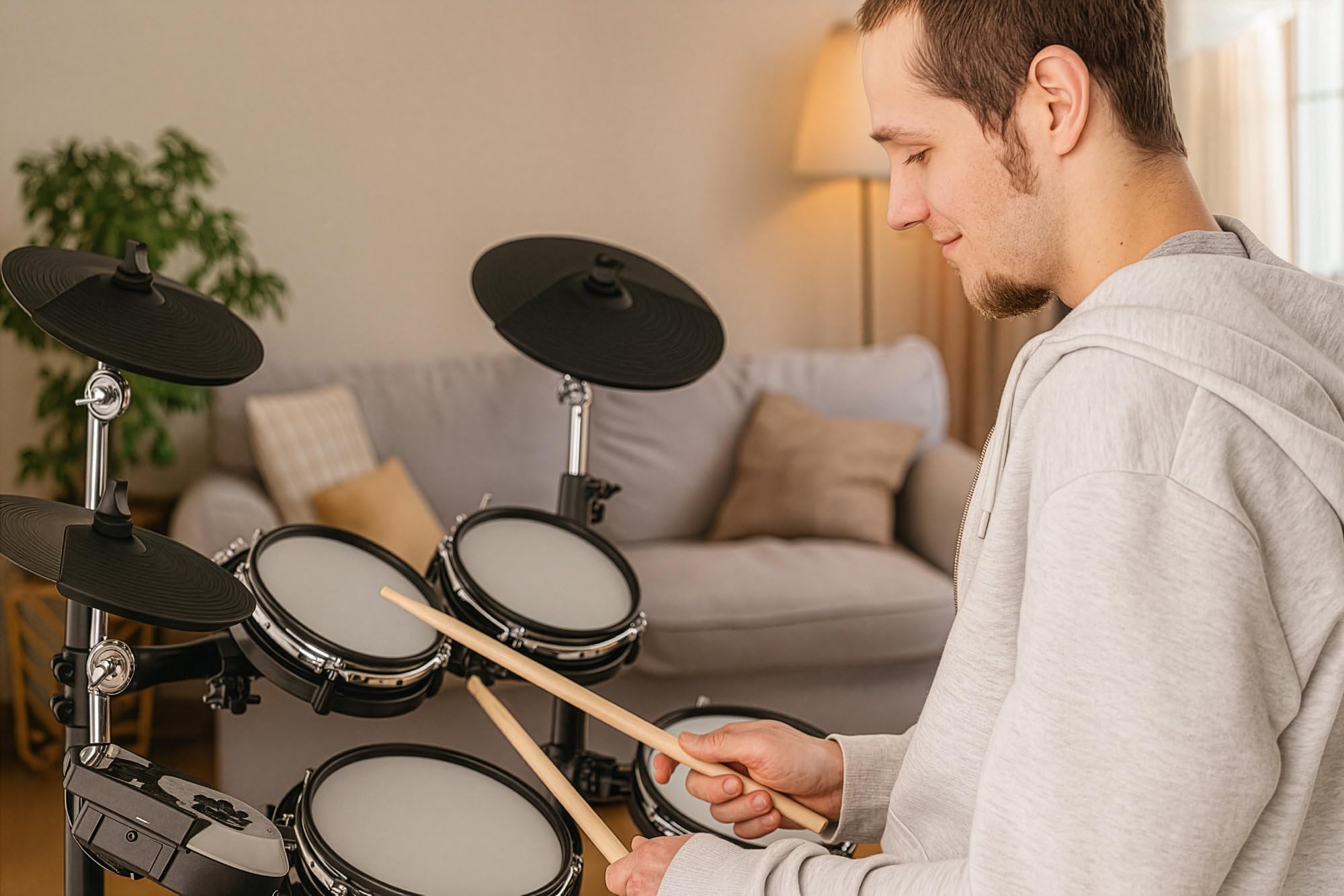 XDrum DD-530 Set de Batería Electrónica con Parche Mesh, Rack para batería | 4 pads de batería estéreo con parches mesh (2 x 8", 2 x 10"), 3 pads de platillos estéreo (HiHat 10", Crash 12", Ride 12")