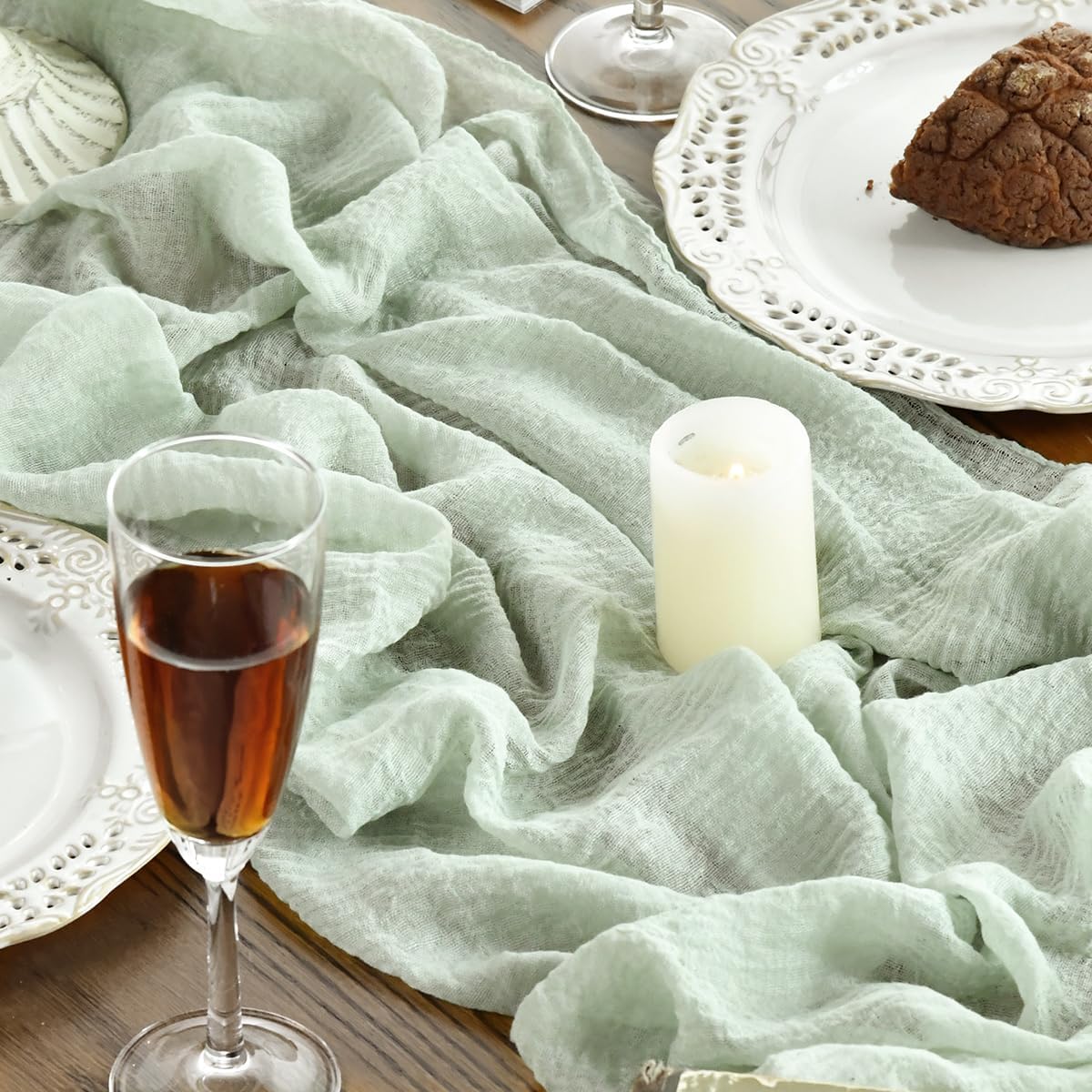 Artoid Mode Chemins de Table Gaze Mousseline Bohême Vert Sauge 300 cm, Décoration de Table de Cuisine Vacances Mariage Fête d'anniversaire