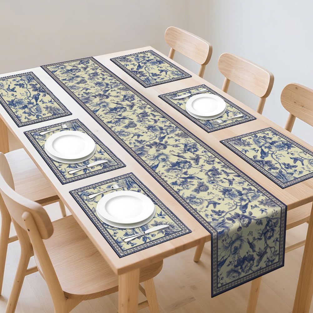 Chemin de table bleu marine à fleurs pour vos repas d'été en plein air