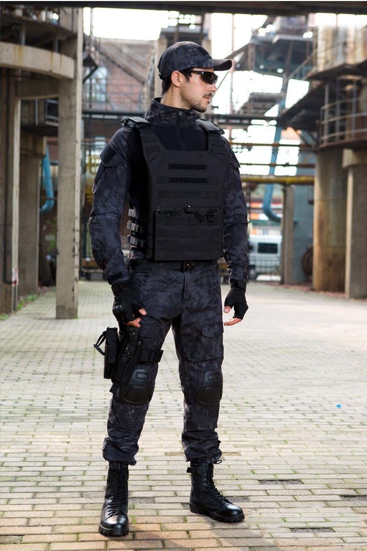 UNISTRENGH Fully Adjustable Tactical Vest Tough 900D Nylon Paintball Battle Vest with Detachable EVA Protective Safety Guard