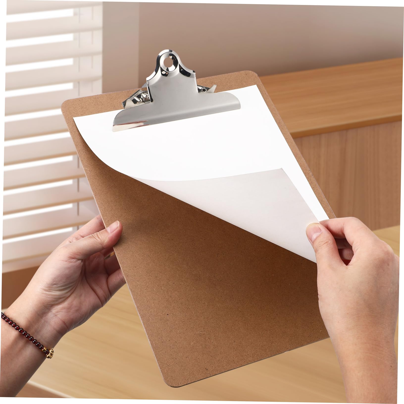 6pezzi Lavagne Portadocumenti Clipboards Per Scrittura e Disegno Superficie Piatta e Resistente Per Ufficio e Scuola Clip Robusta Per Documenti Sicuri