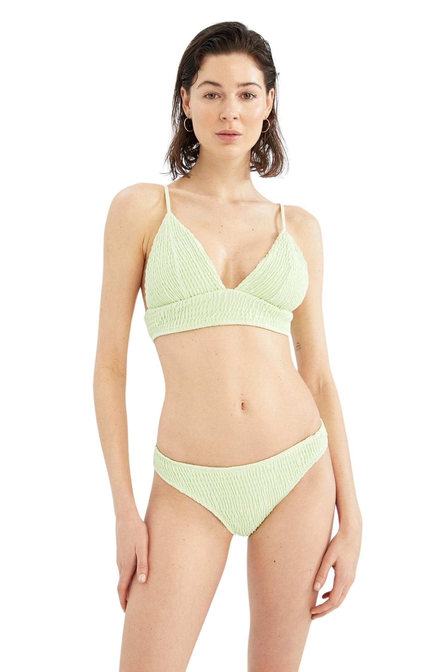 DeFacto Kadın Fall in Love Regular Fit Gipeli Bikini Altı